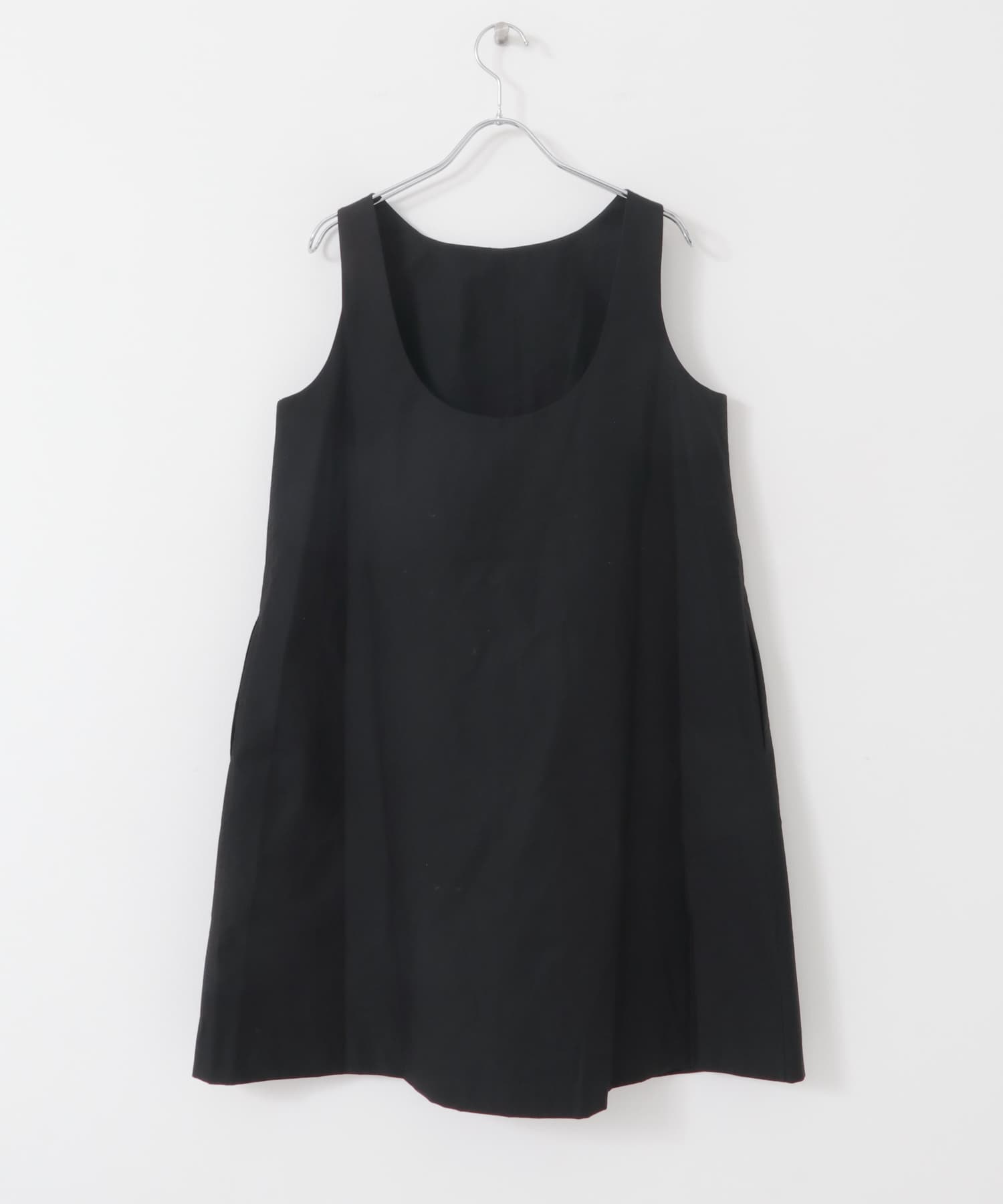 LEVAR　ミニワンピースドレス BLACK one