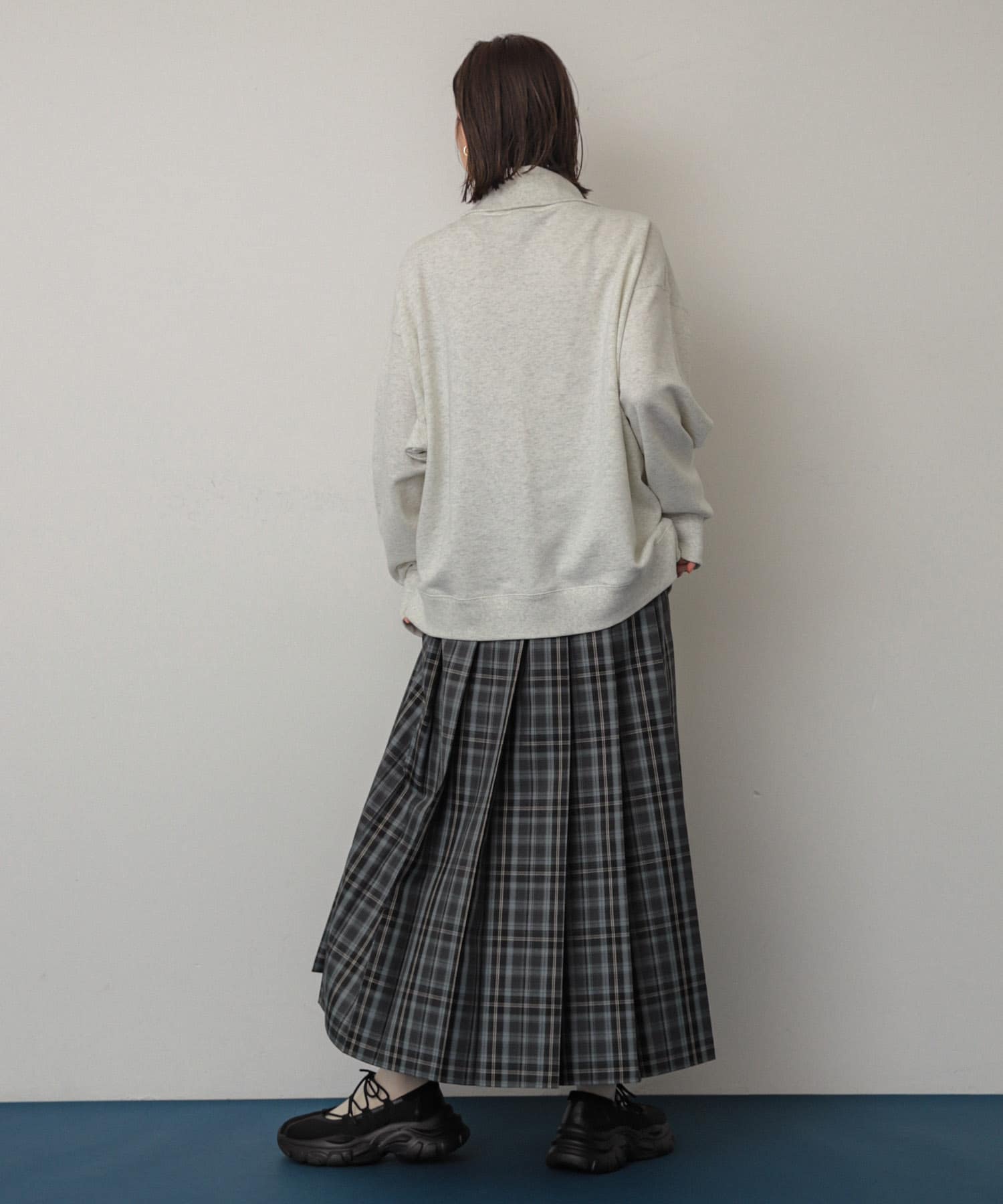 身長：169cm サイズ：one