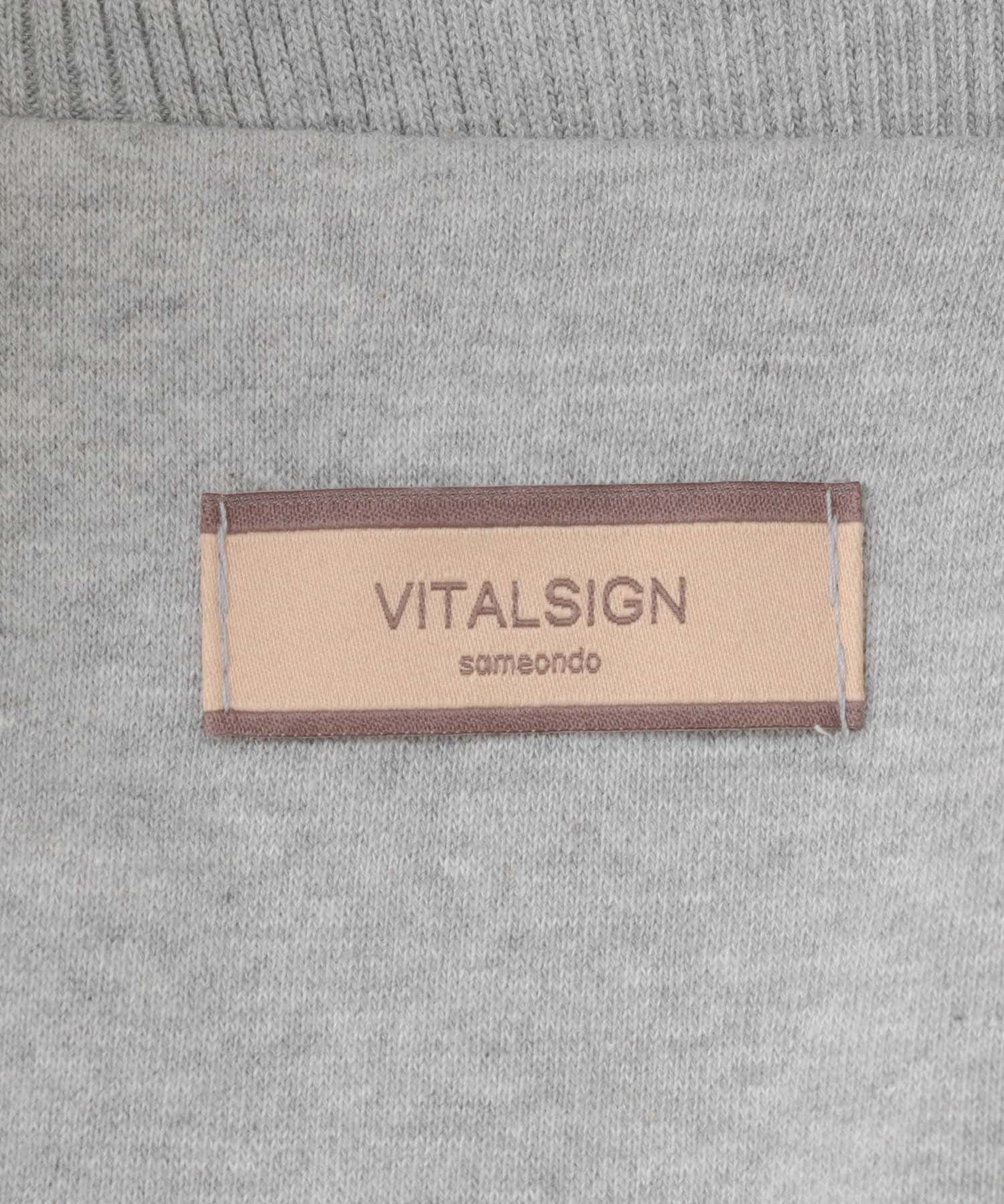 VITALSIGN　LaceCapeLogoZip-Up Grey one