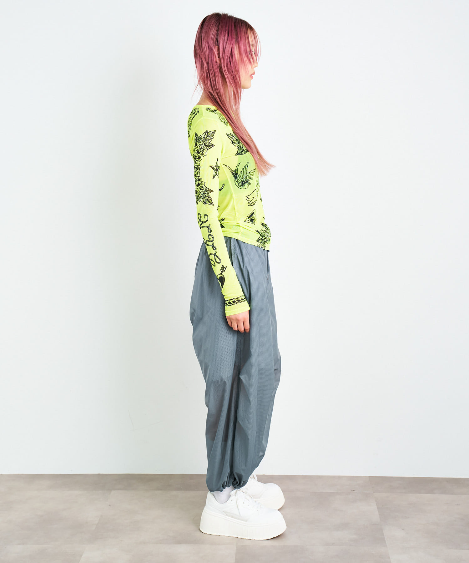 身長：172cm サイズ：one