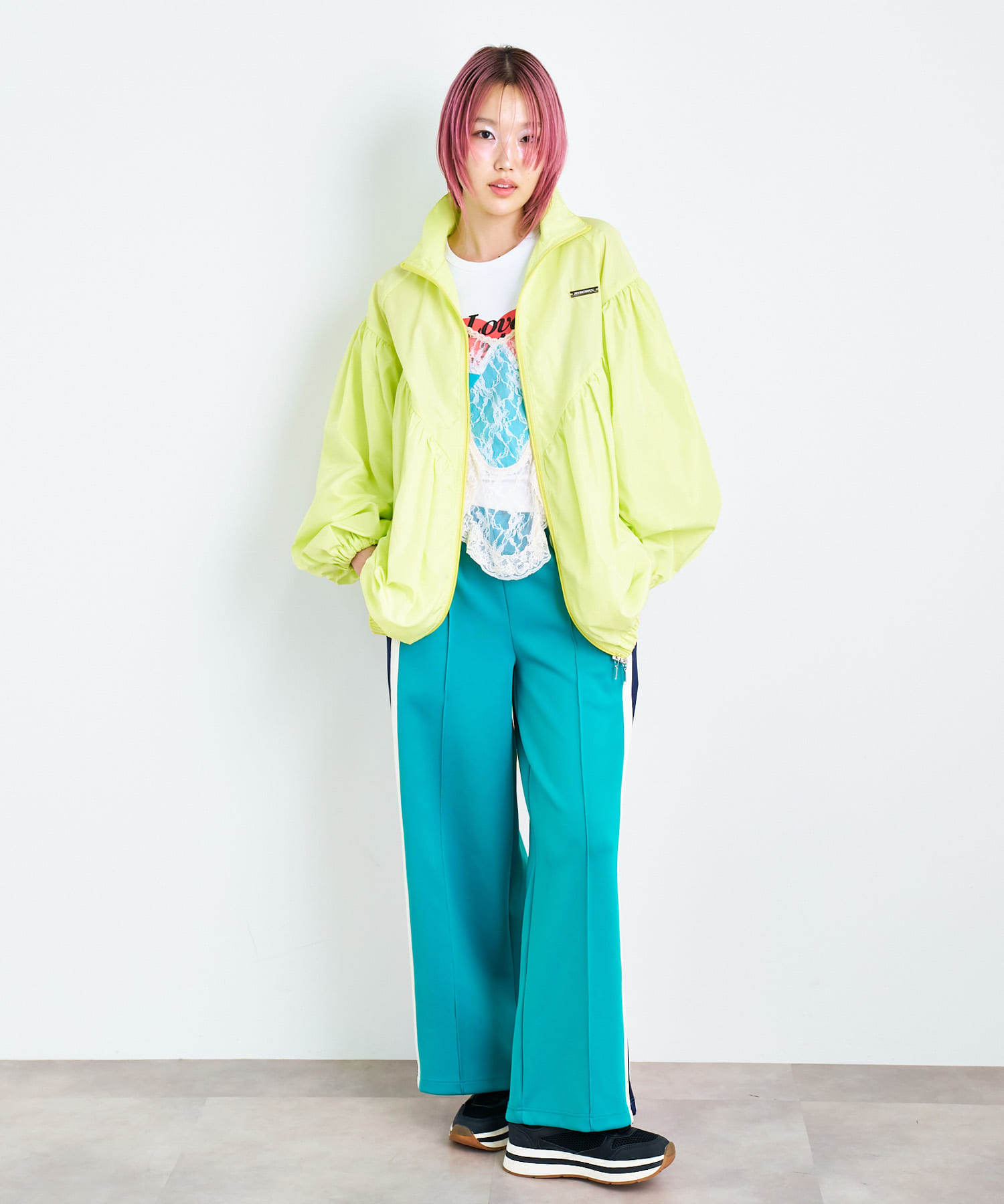 身長：172cm サイズ：one