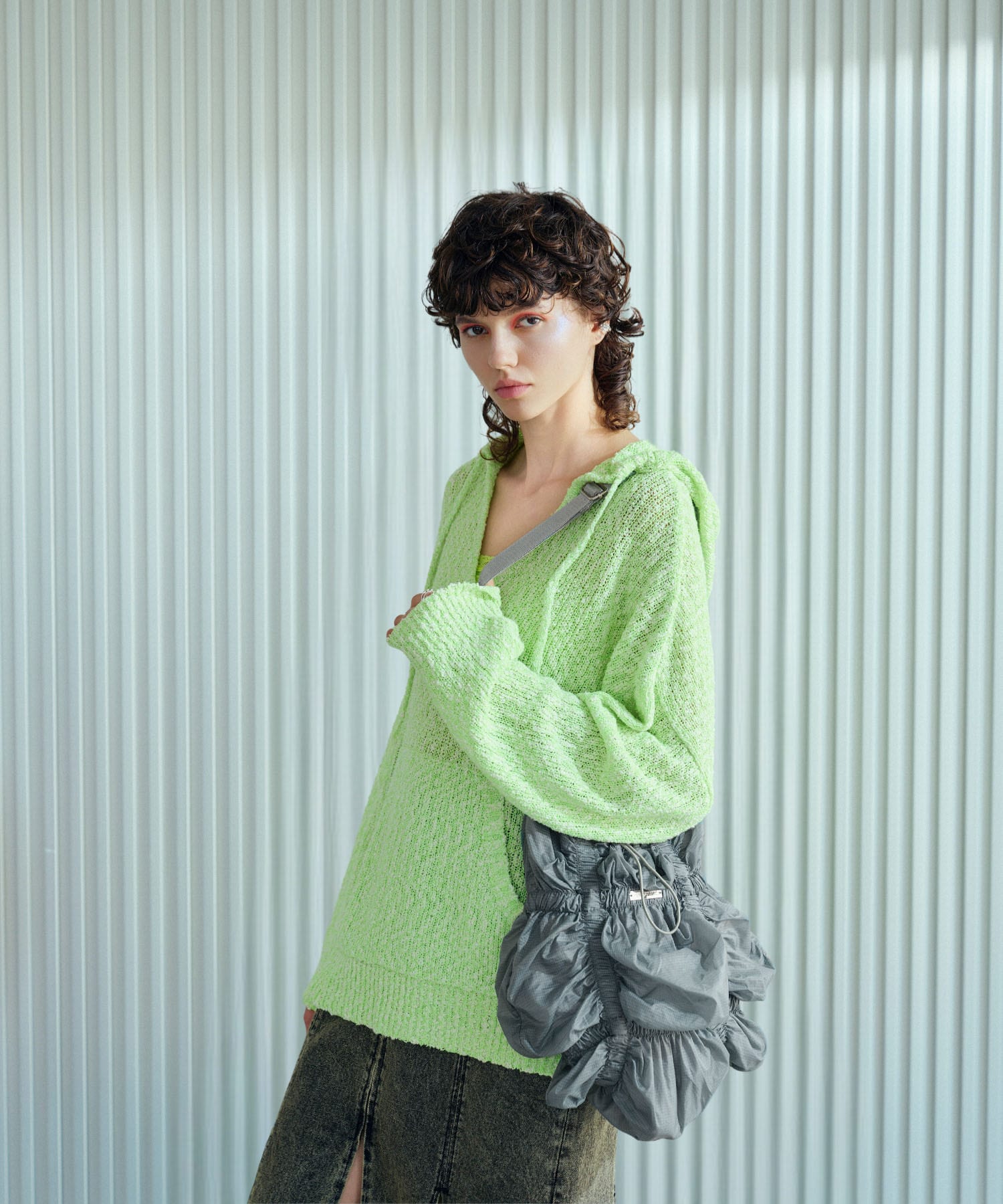 ANNA SUI NYC　シャーリングショルダーシアーバッグ GRAY one