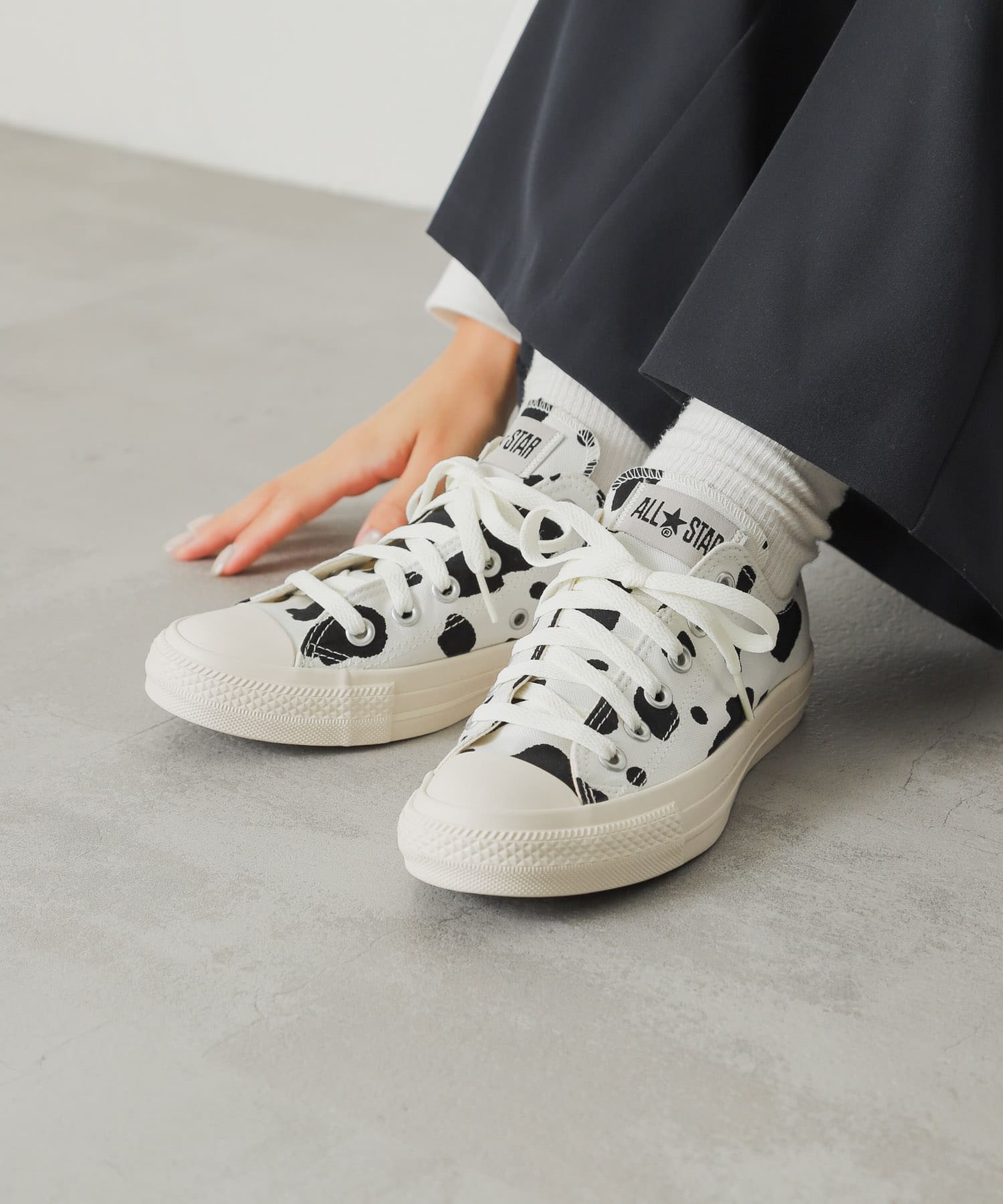 CONVERSE　COWSPOT OX WHITE 22.5