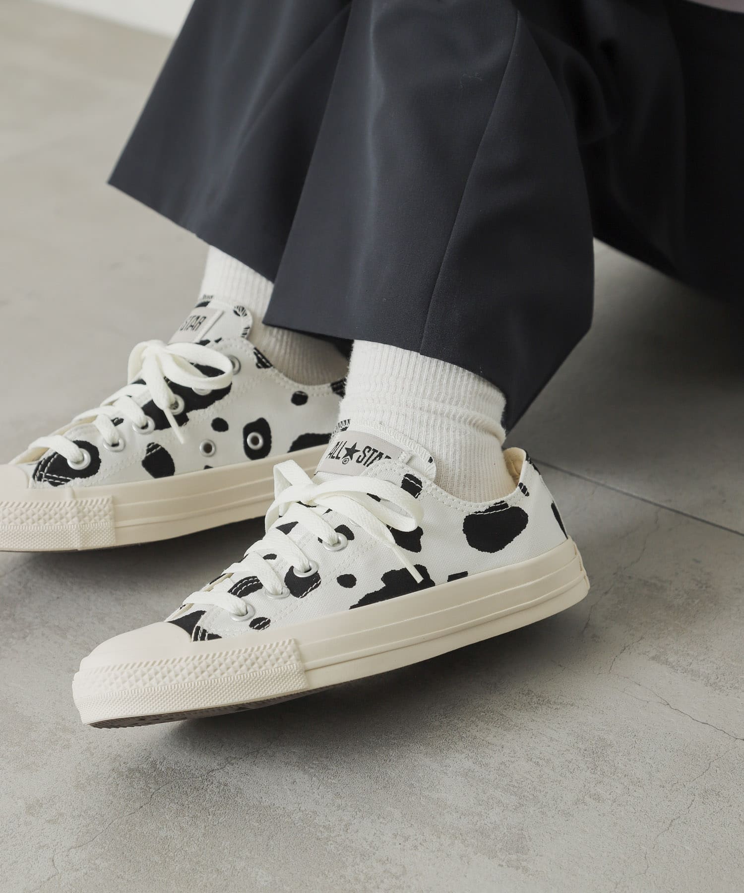 CONVERSE　COWSPOT OX WHITE 22.5