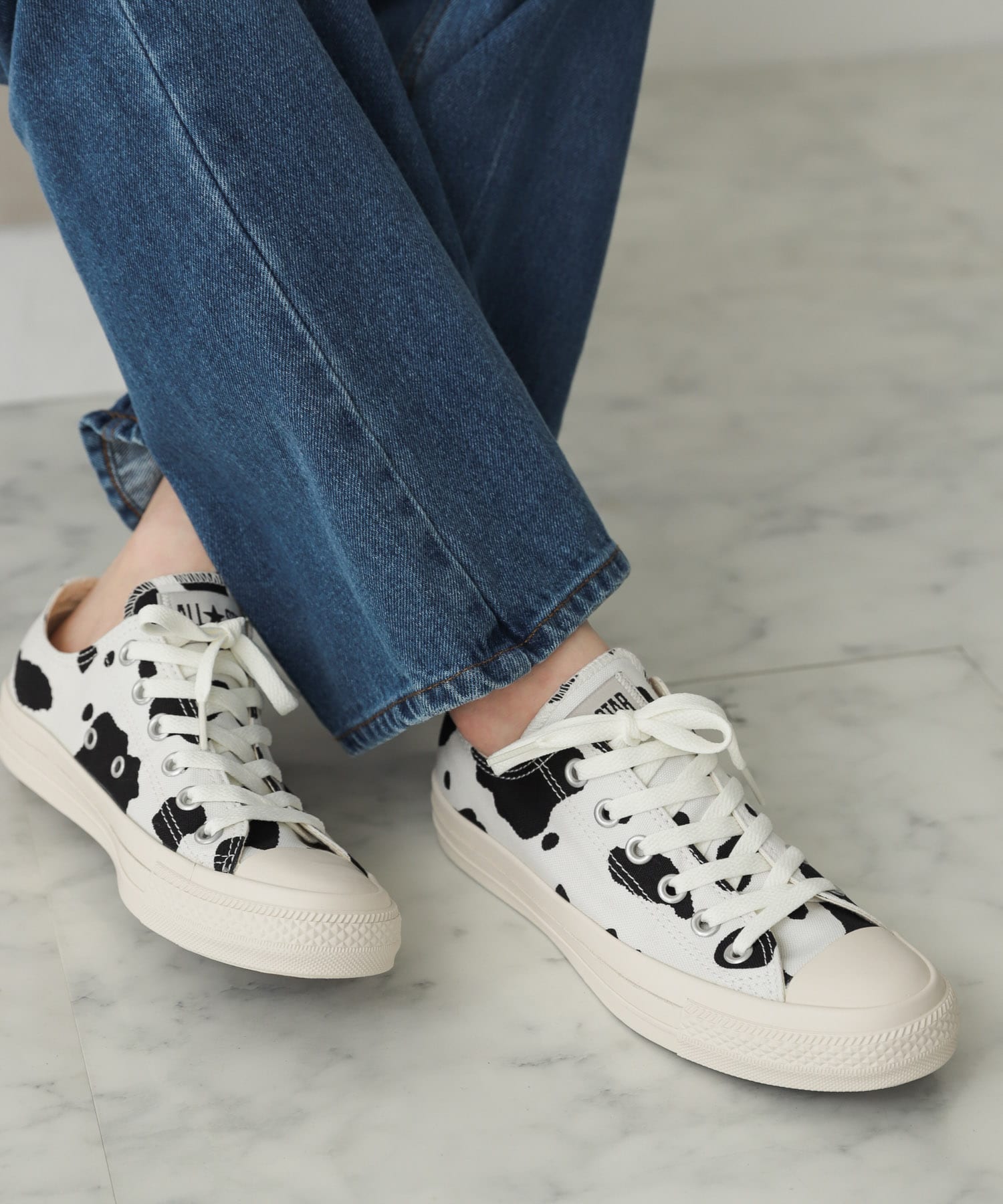 CONVERSE　COWSPOT OX WHITE 22.5