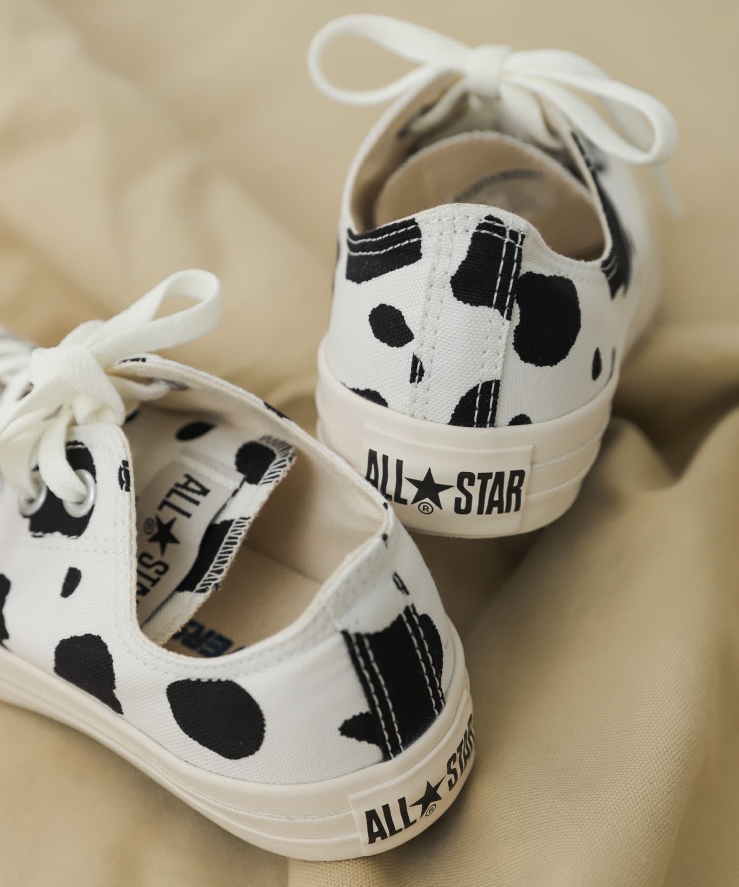 CONVERSE　COWSPOT OX WHITE 23.5