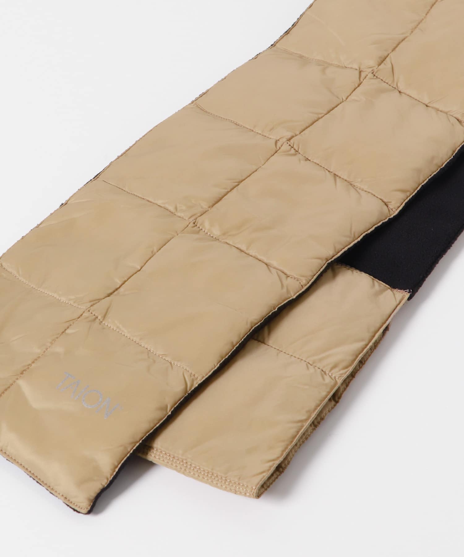S.BEIGE