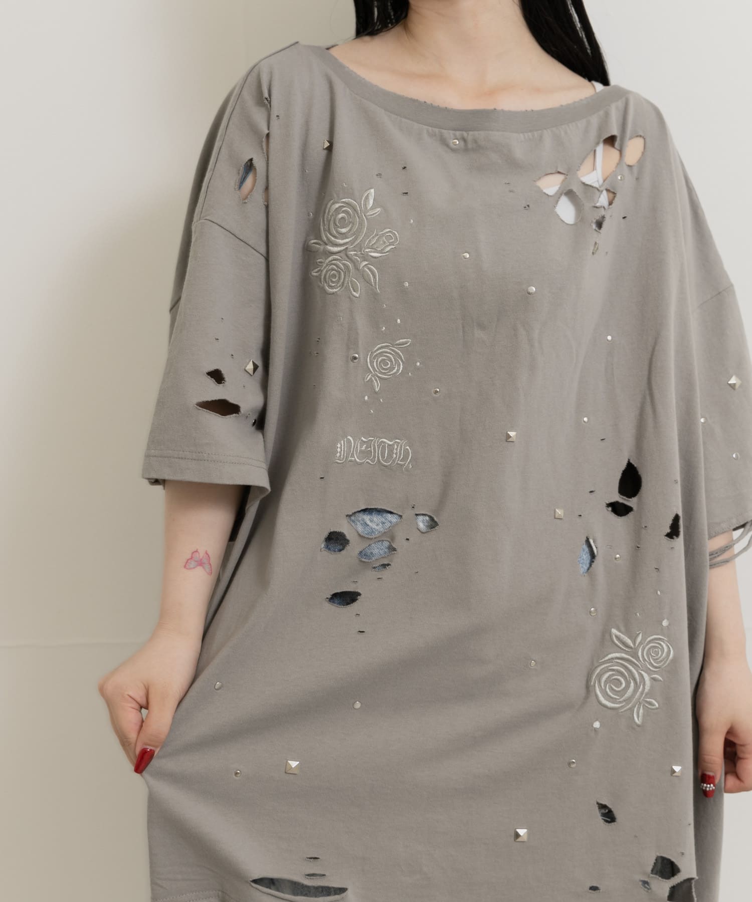 neith.tokyo Rose Studs T-sirts(FREE WHITE): トップス｜URBAN