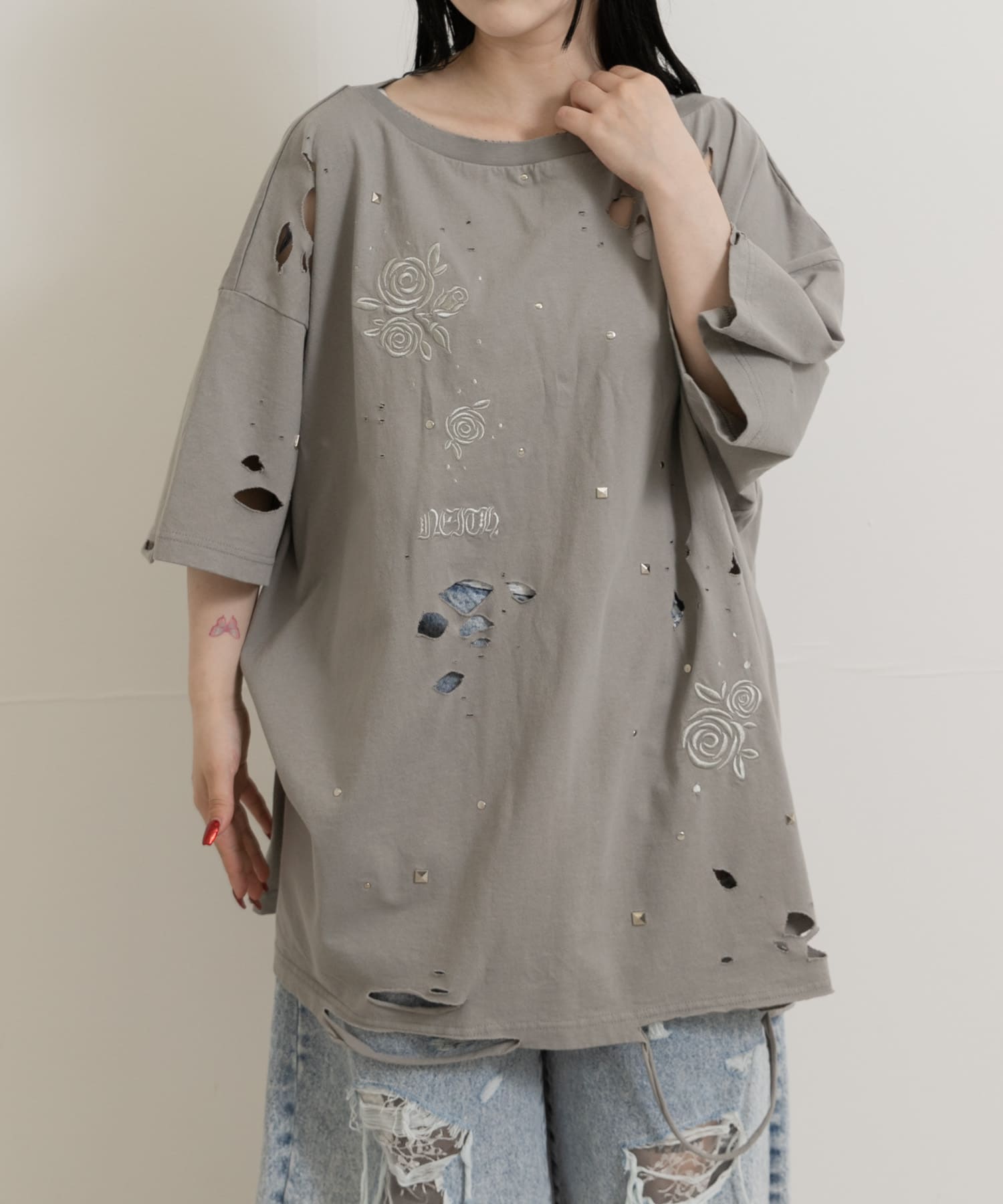 neith.tokyo Rose Studs T-sirts(FREE WHITE): トップス｜URBAN