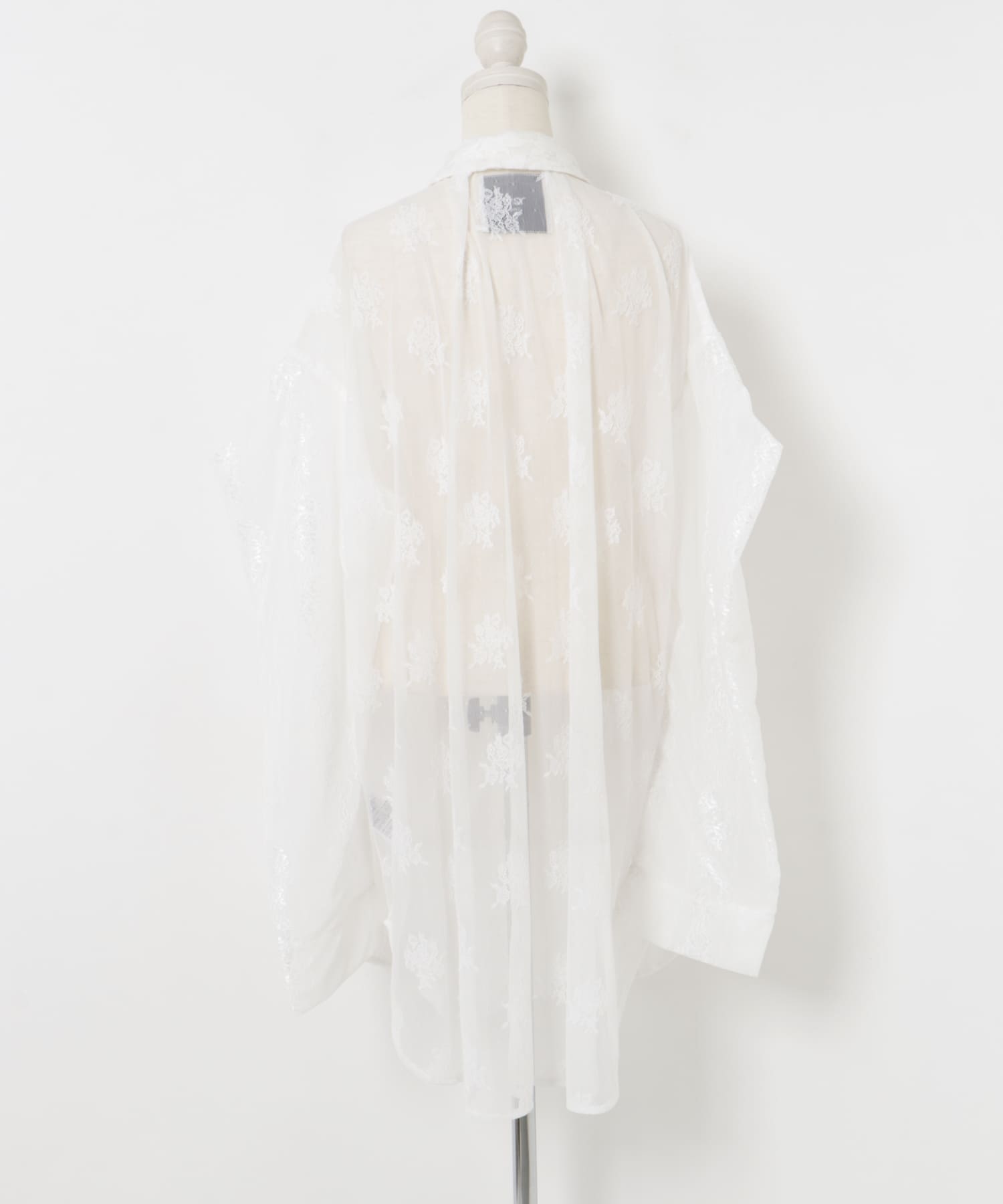 neith.tokyo Too Big Ribbon Lace Shirt(FREE WHITE): トップス｜URBAN