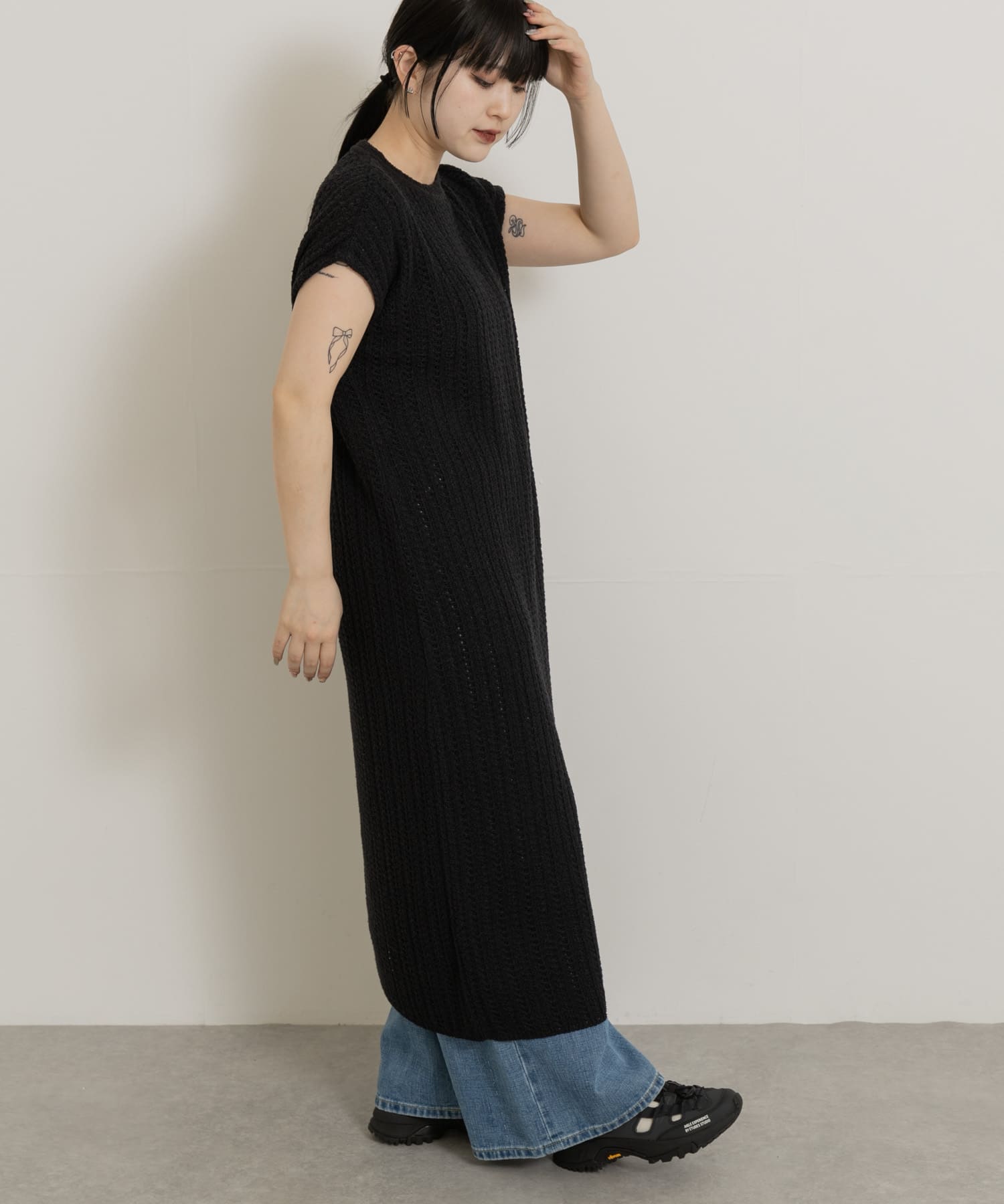 64BLACK