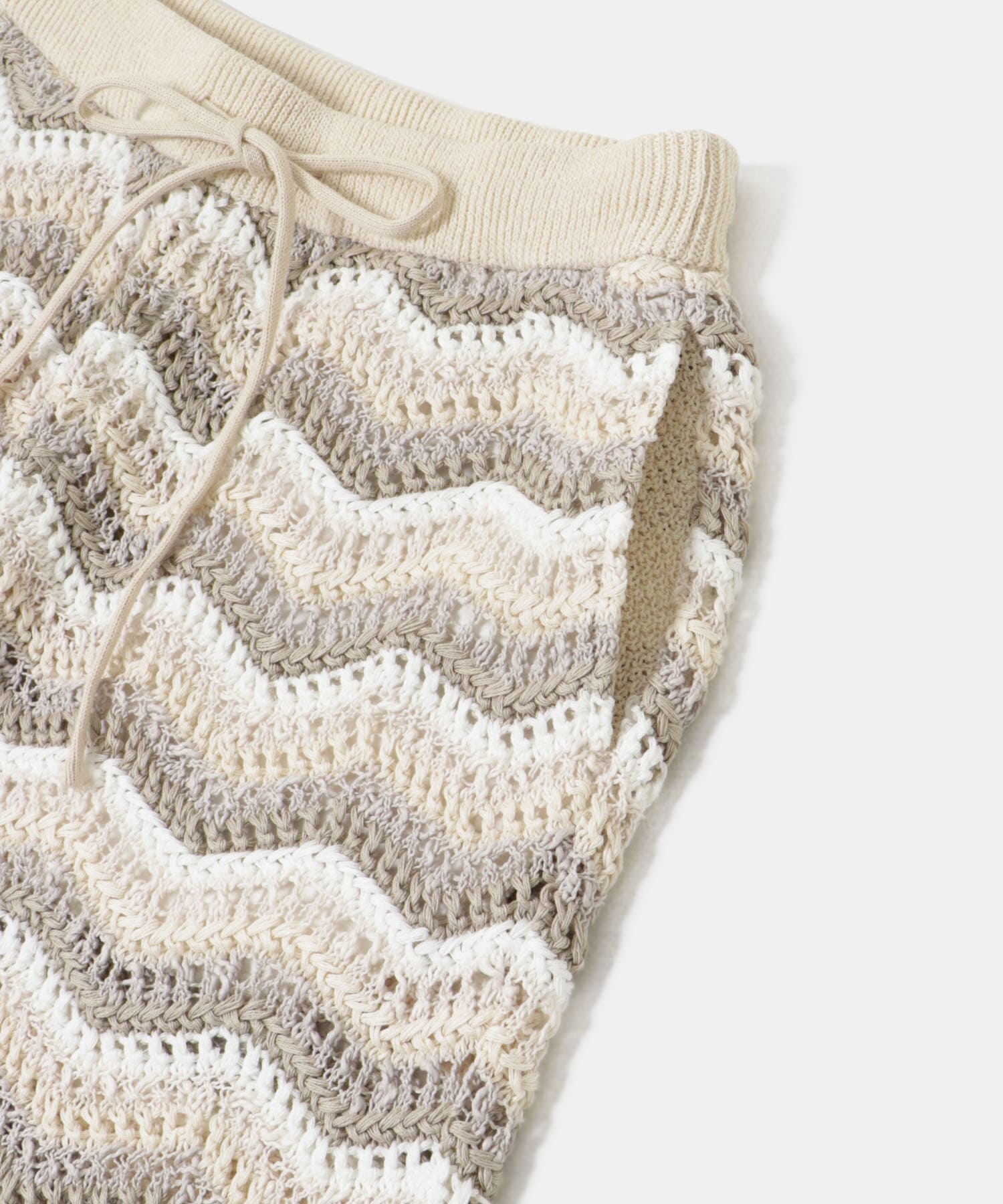 40IVORY