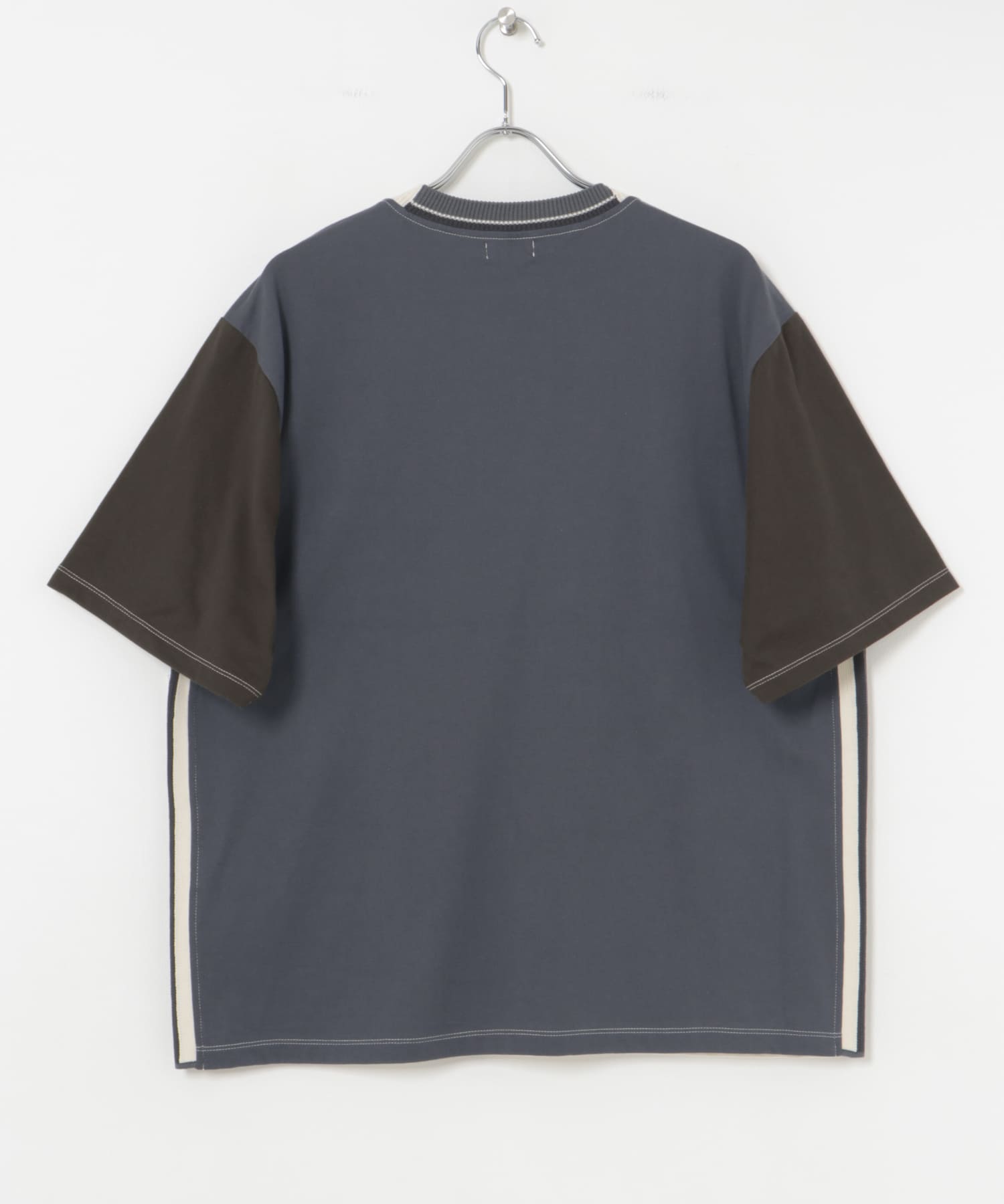 13D.GRAY