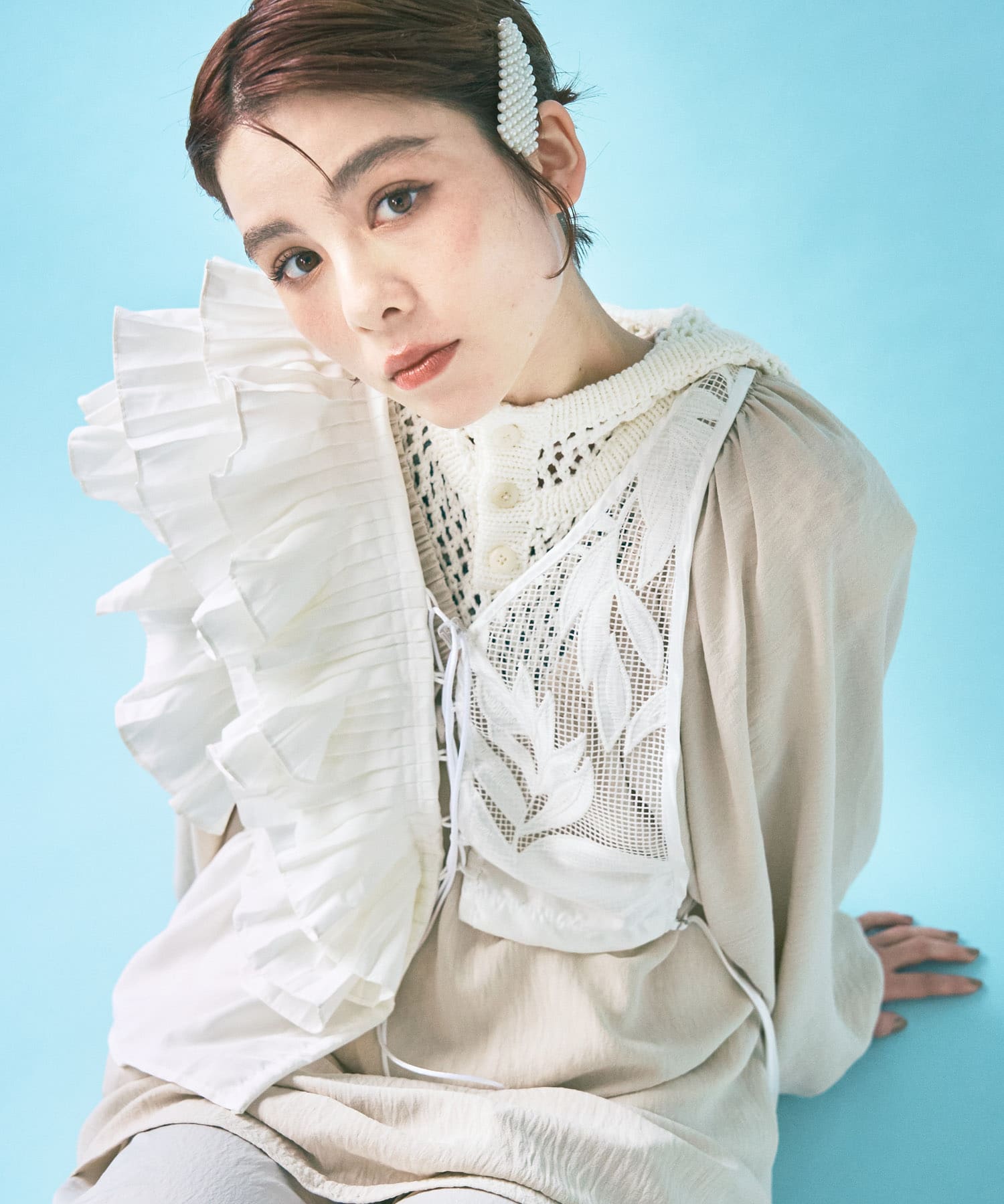 beige