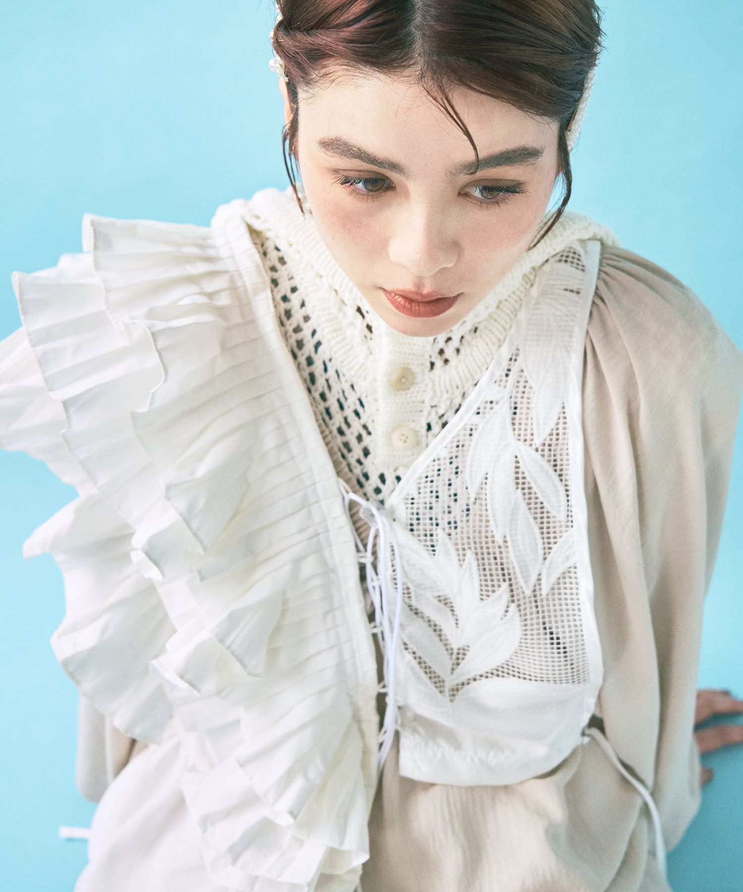 beige