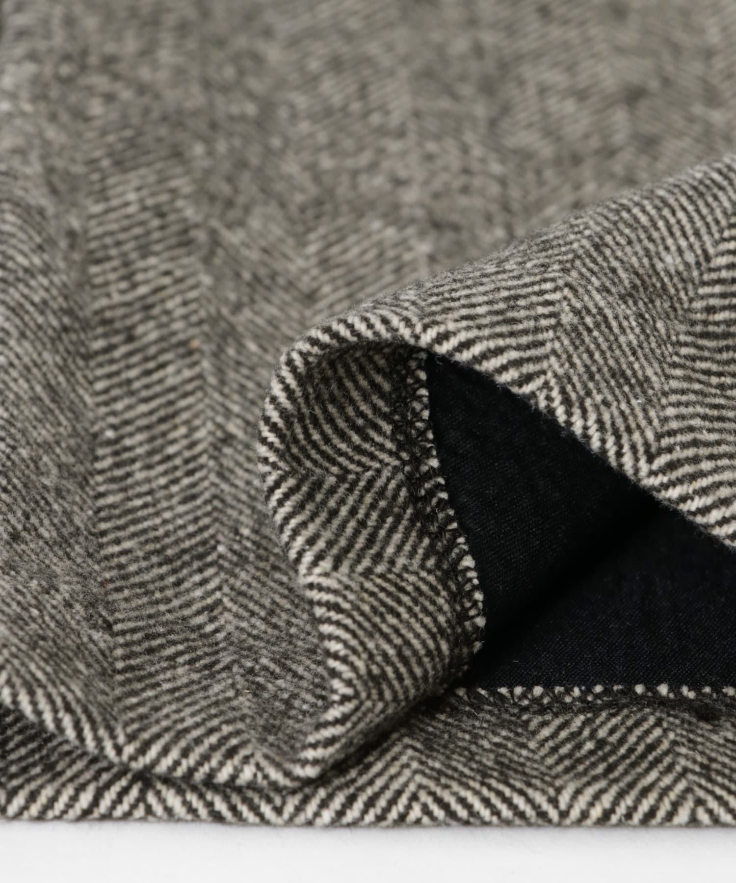 neith.tokyo　Herringbone Legcover Black FREE