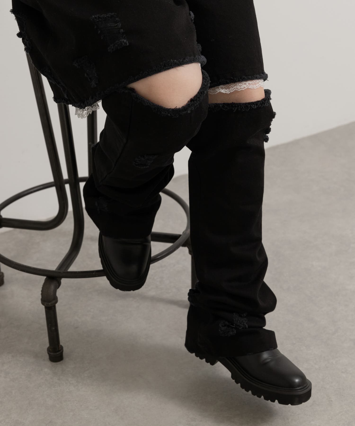neith.tokyo　Twill Free Form Legcover