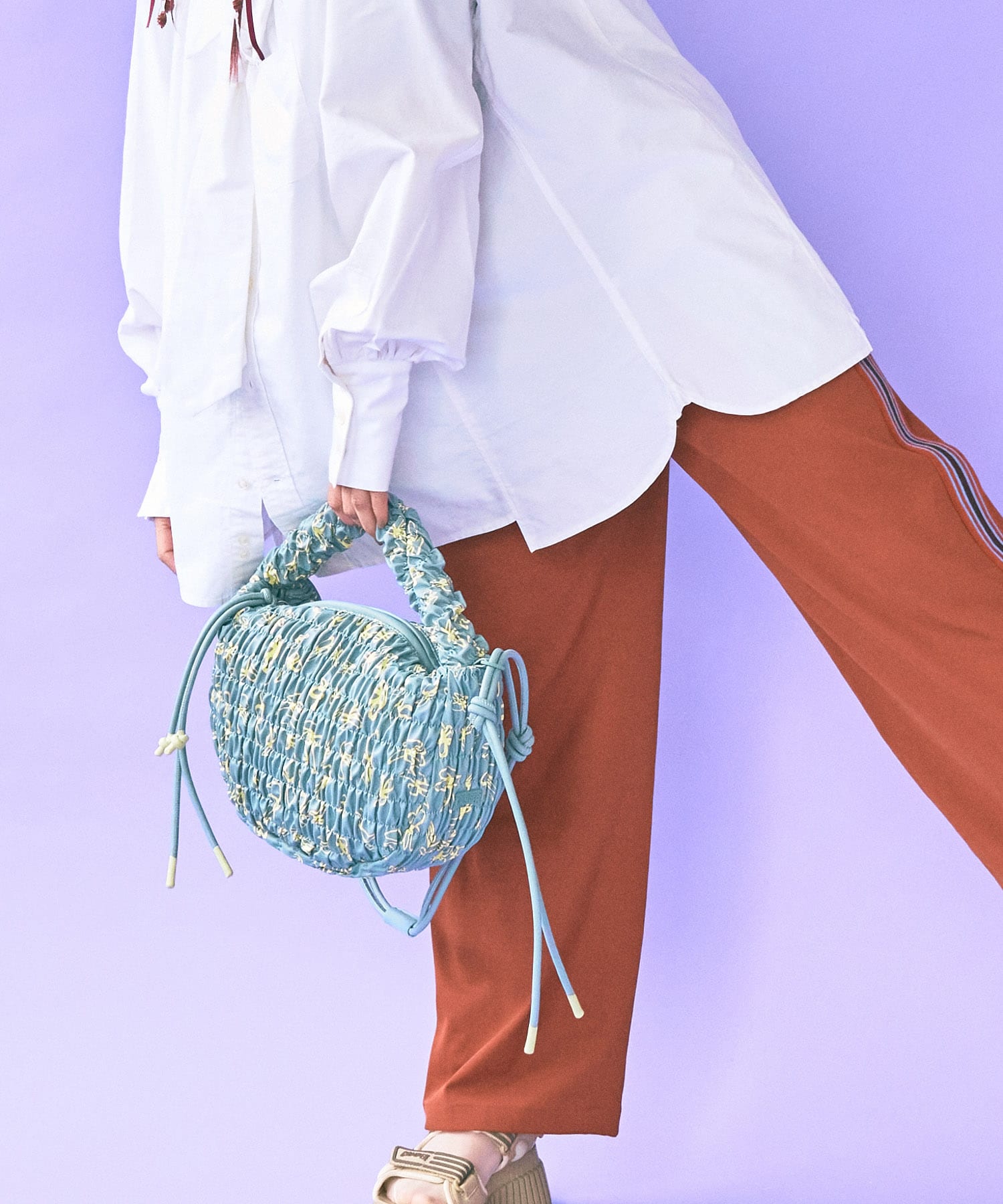 CAMPER　F-21 (medium)