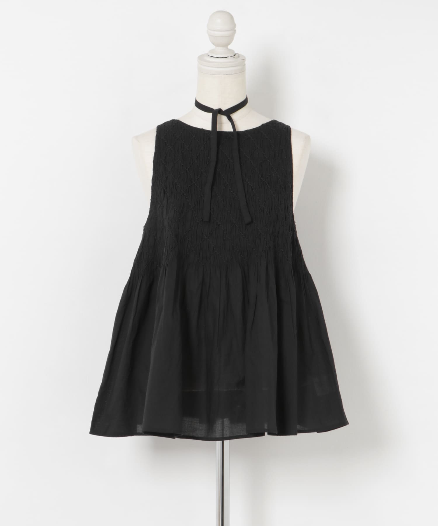 FANAKA　Smocked blouse
