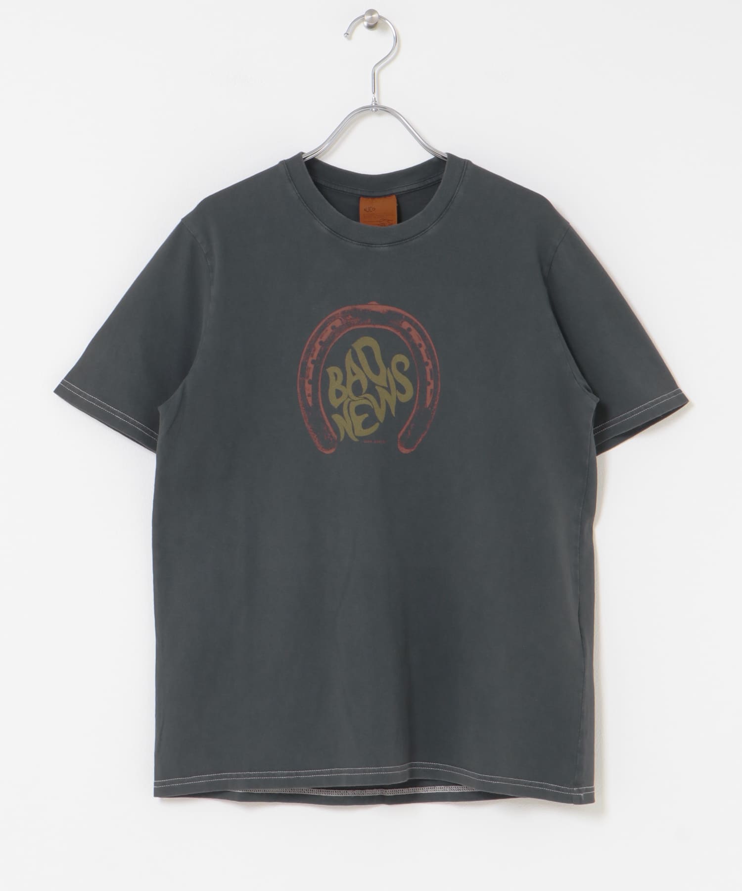 NUDIE JEANS　Joni Bad News T-Shirt Antracit S