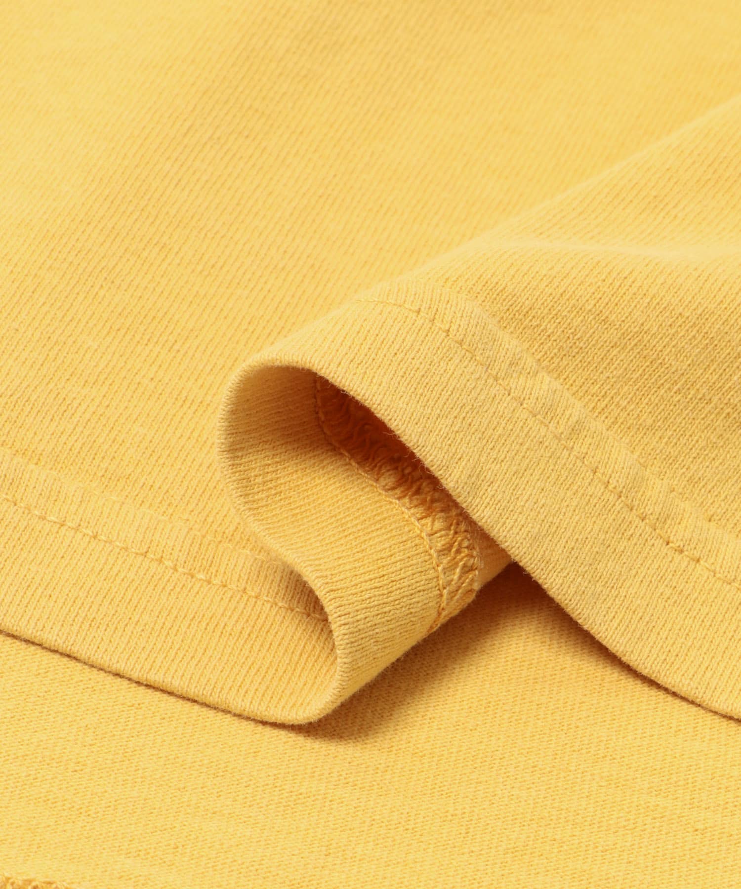 NUDIE JEANS　Roy Average T-Shirt Yellow M