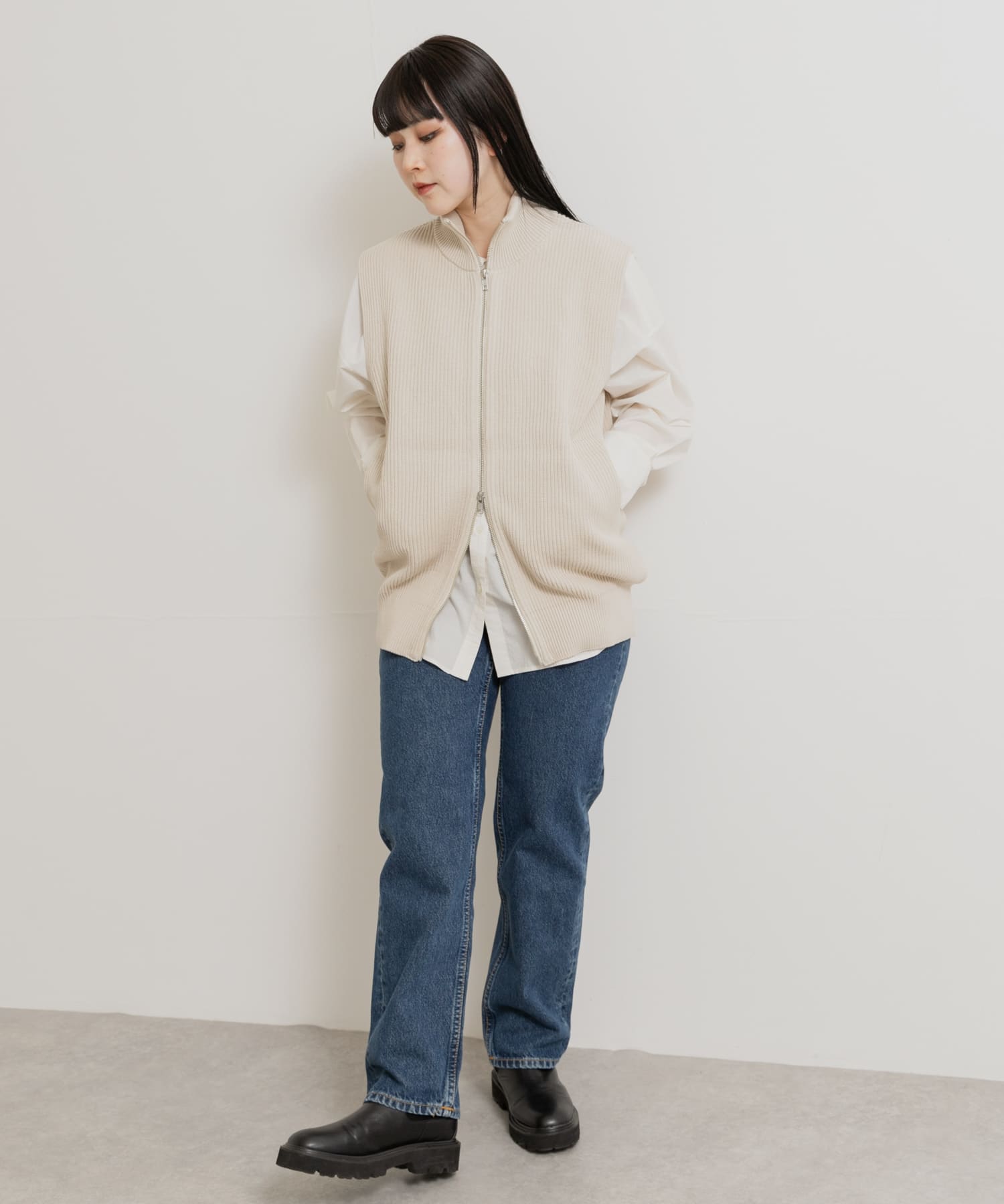 40IVORY