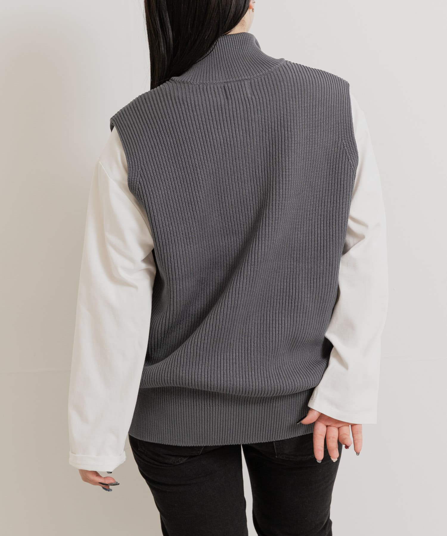 12GRAY