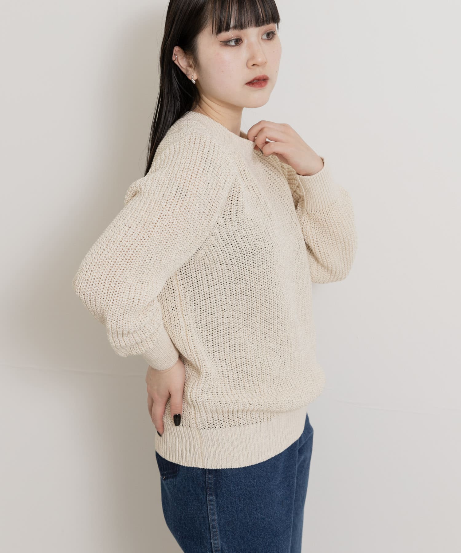40IVORY