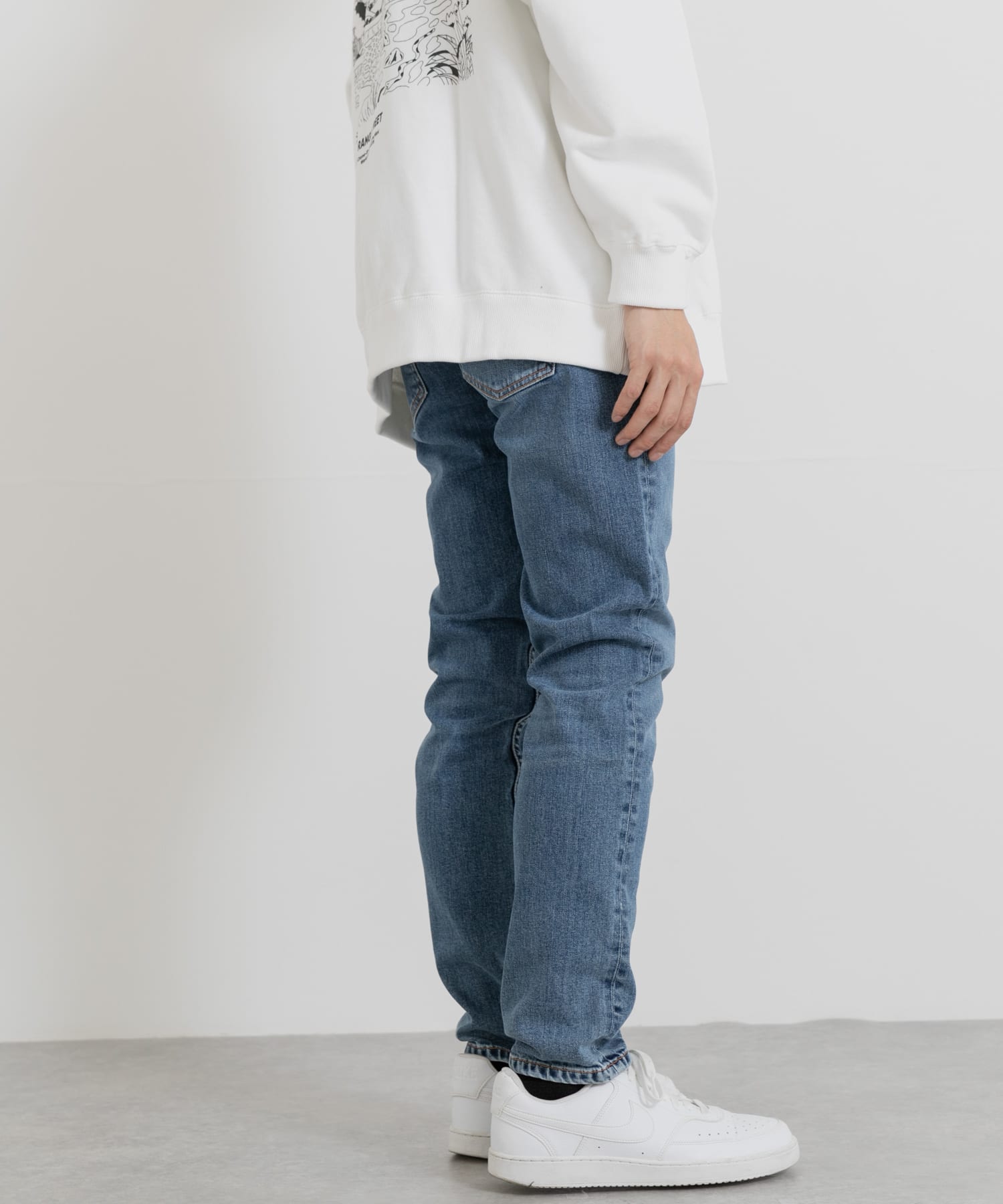 81