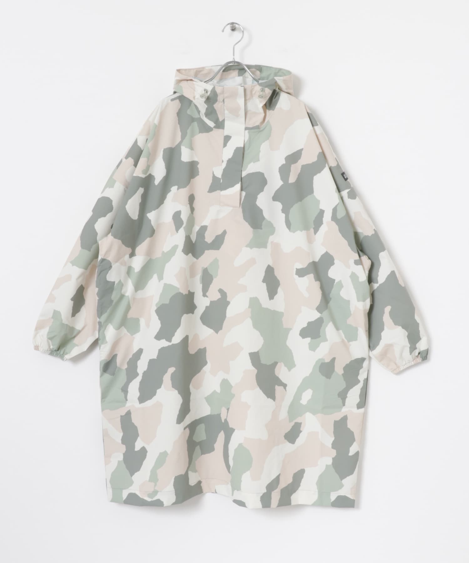 AIGLE　Packable printed poncho AMANDE one