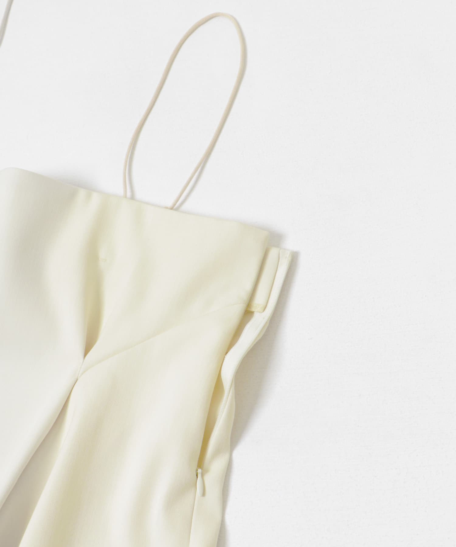 &her　Tack Cami WHITE one