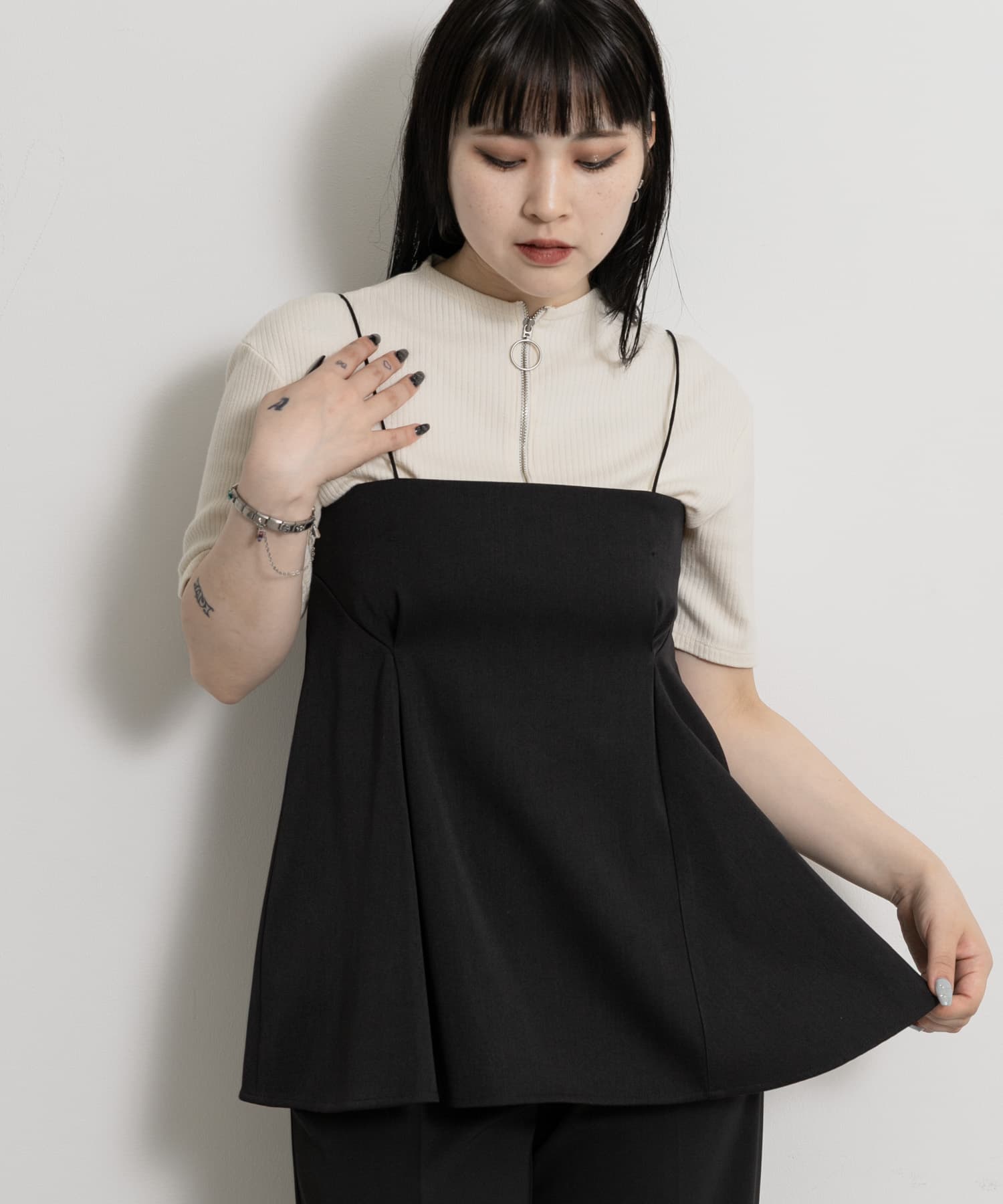 身長：156cm サイズ：one