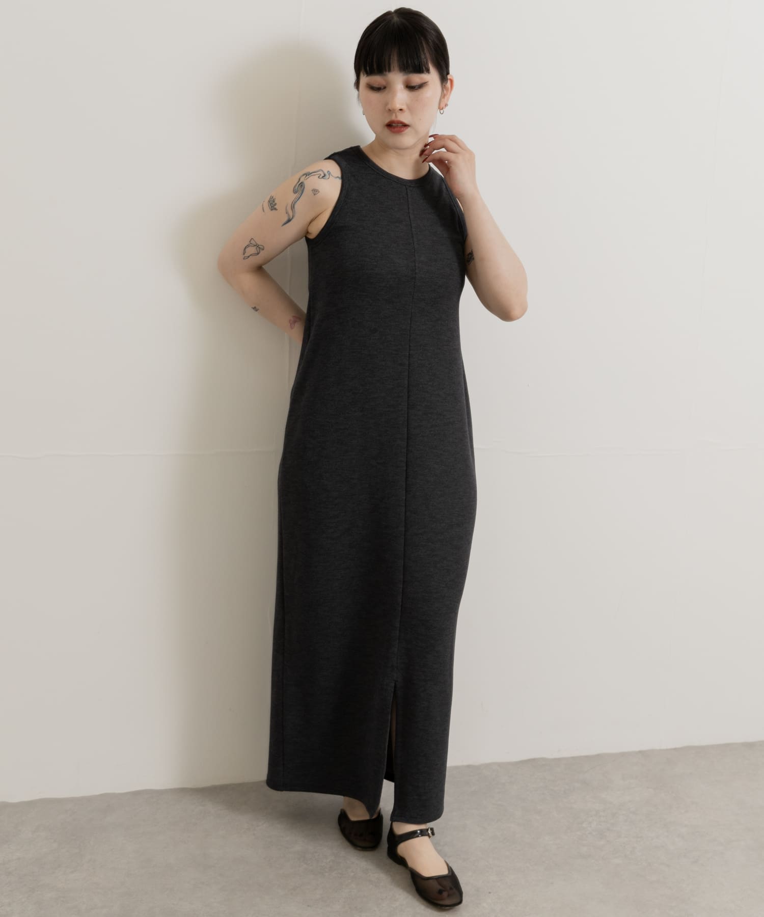 &her Boucle Cup Onepiece(one BLACK): ワンピース｜URBAN RESEARCH