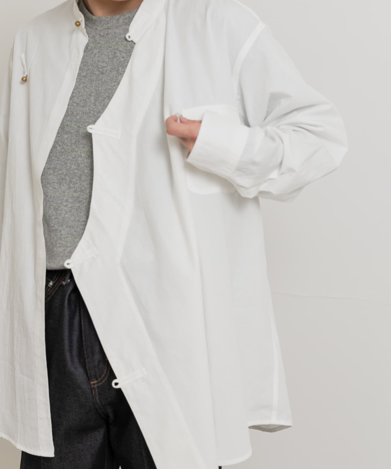 01White