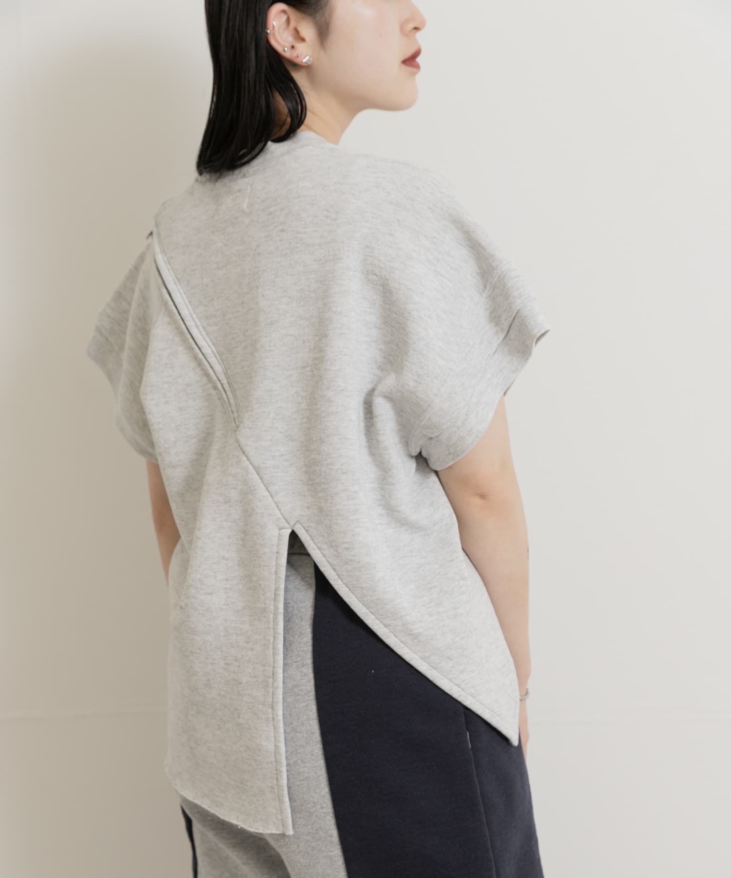 身長：156cm サイズ：Short