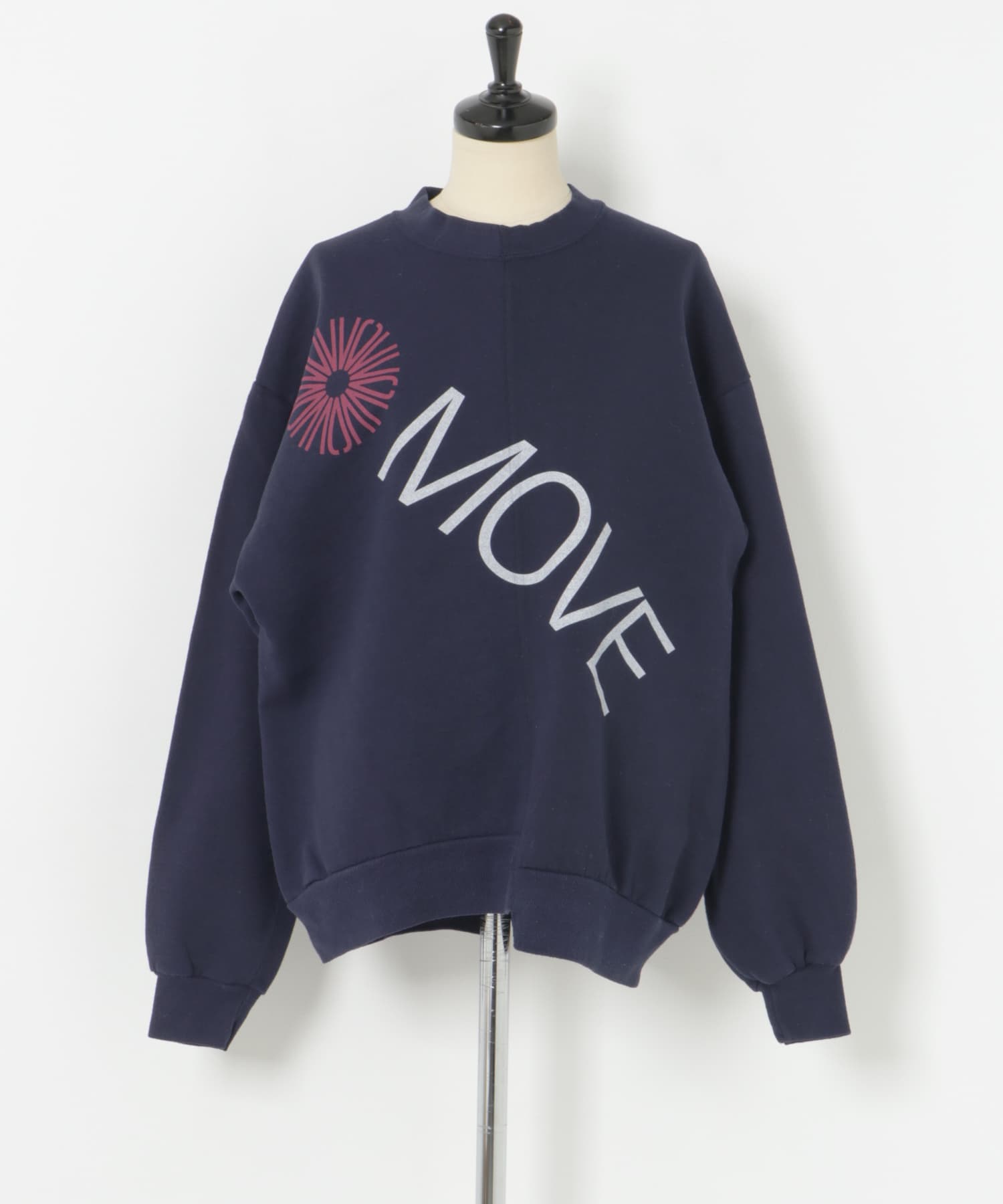 77circa　make MOVE print sweat top