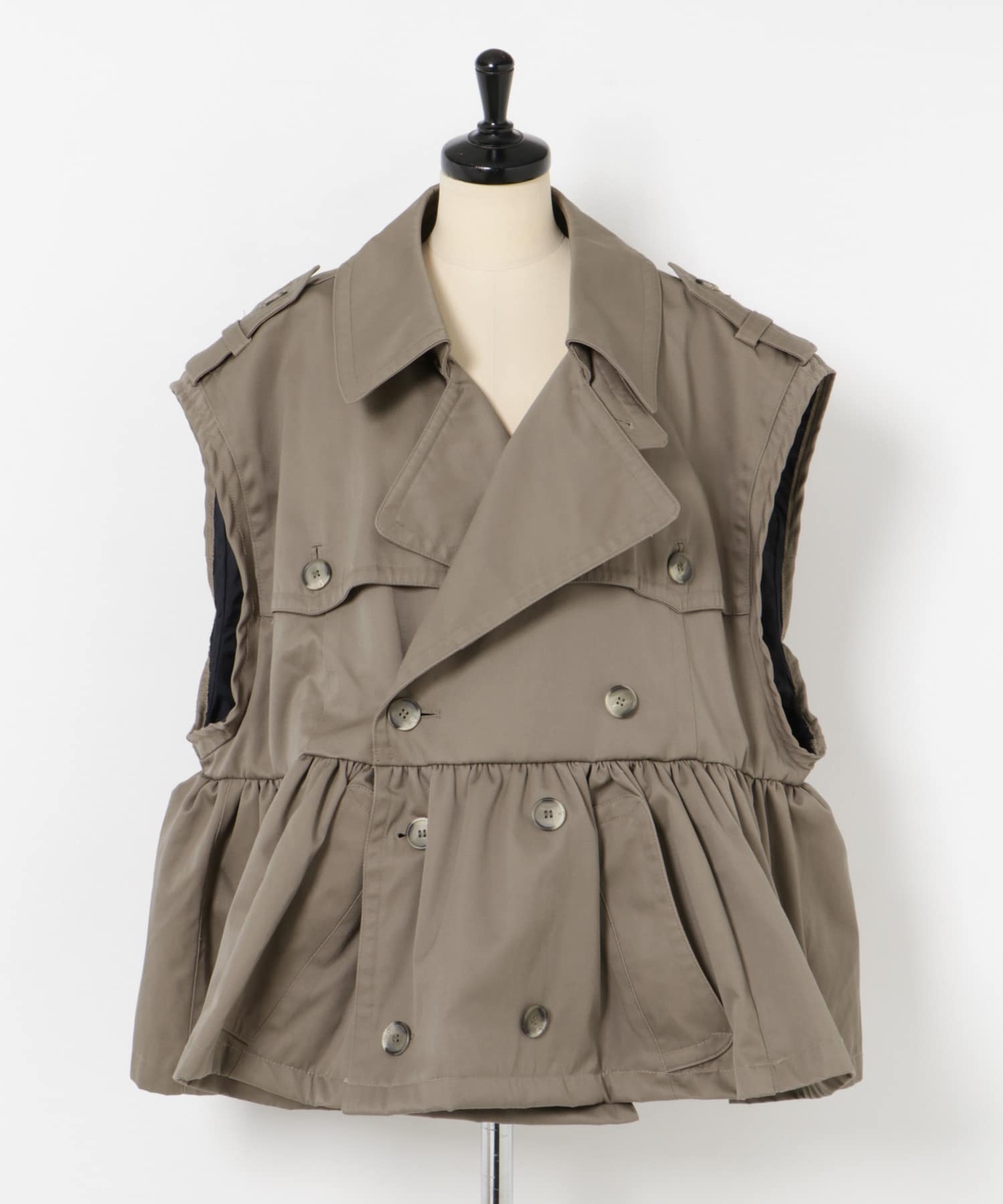 77circa　make gather hem short trench vest beige one