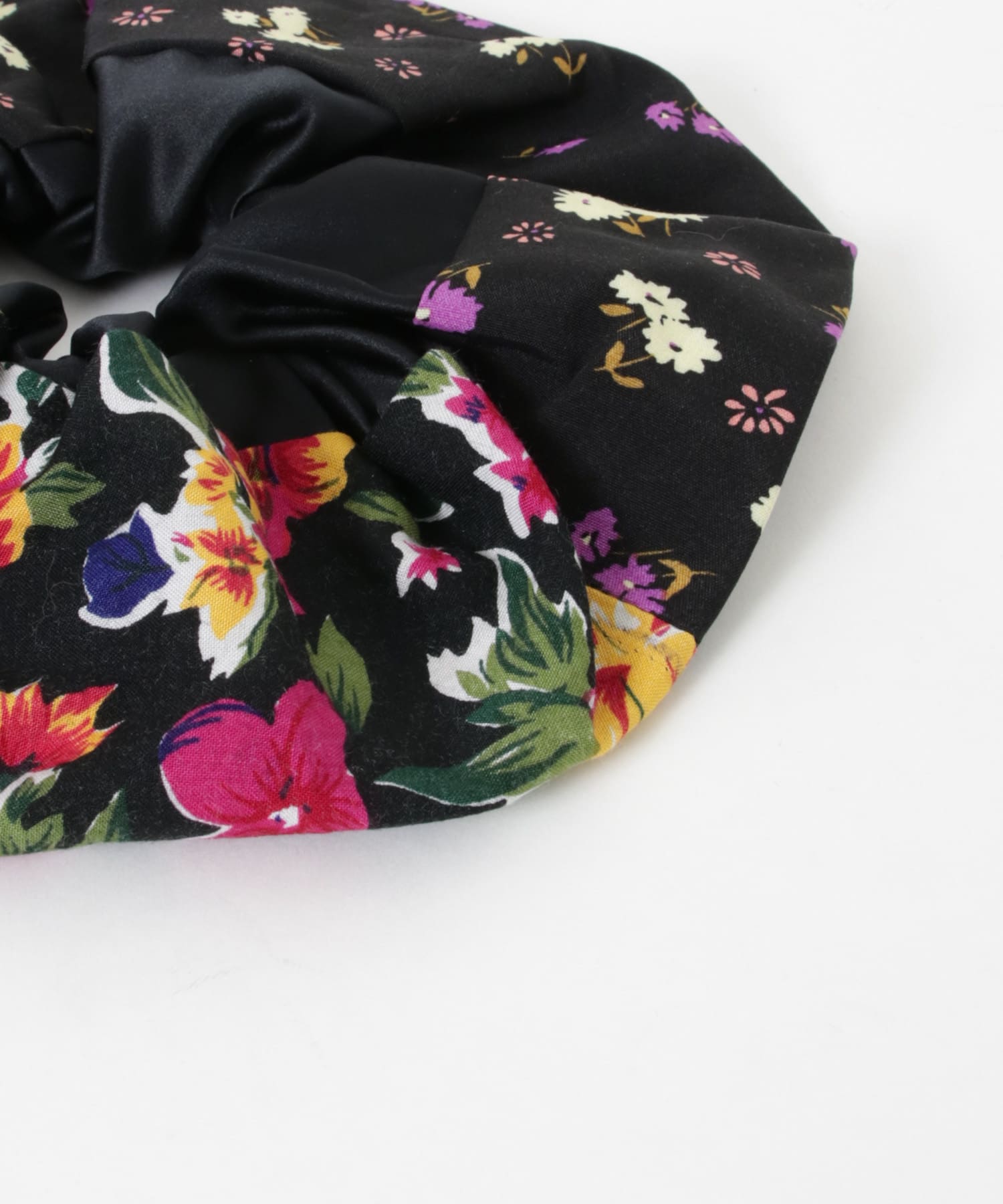 77circa　make flower big scrunchie assort2 one