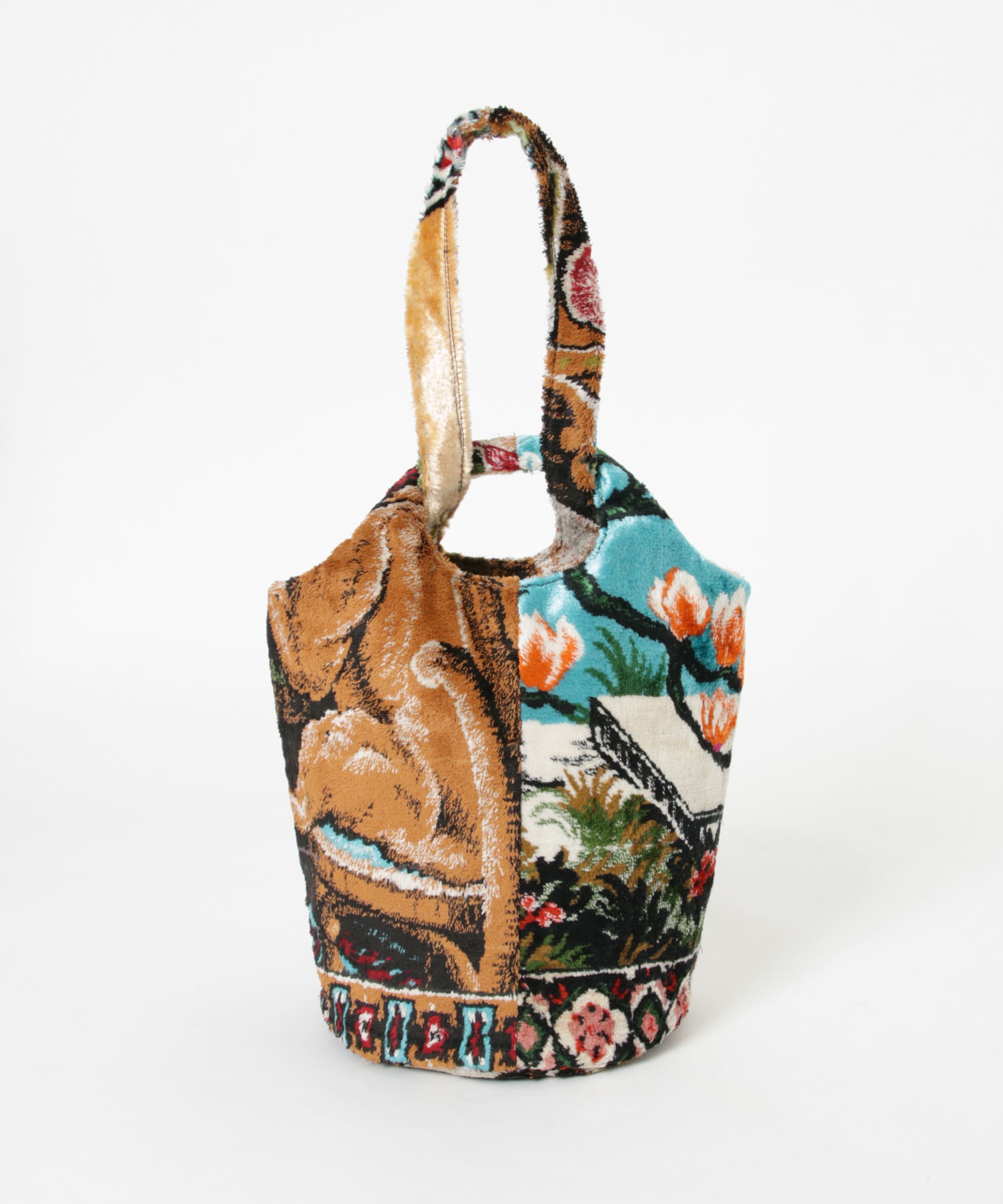 77circa　one handle bucket bag tap1 one