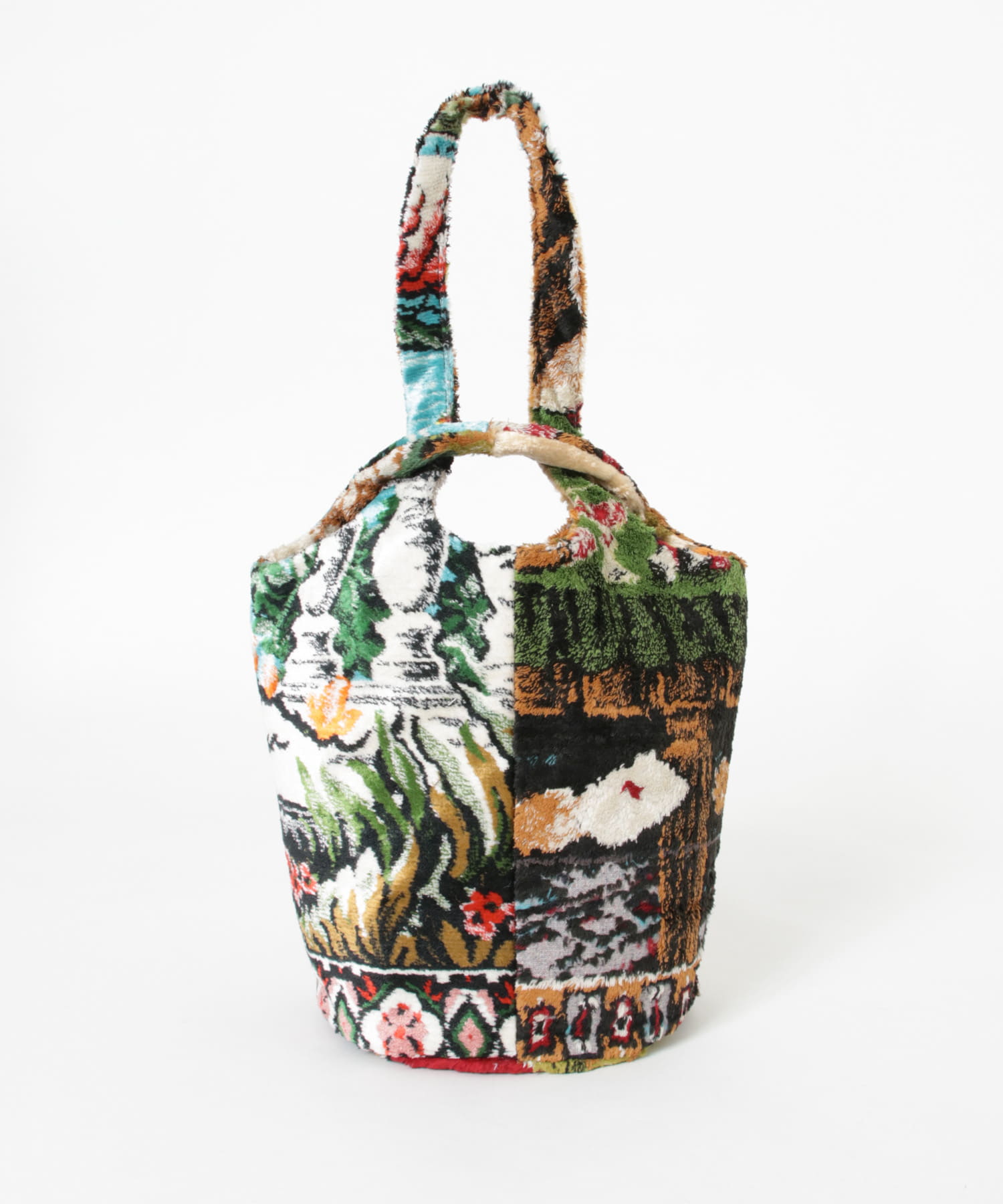 77circa　one handle bucket bag tap1 one