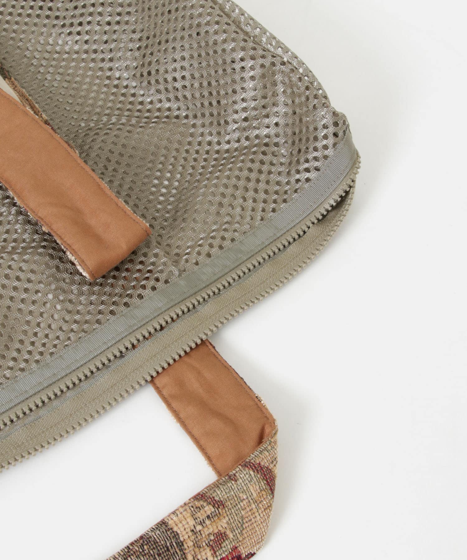 beige2