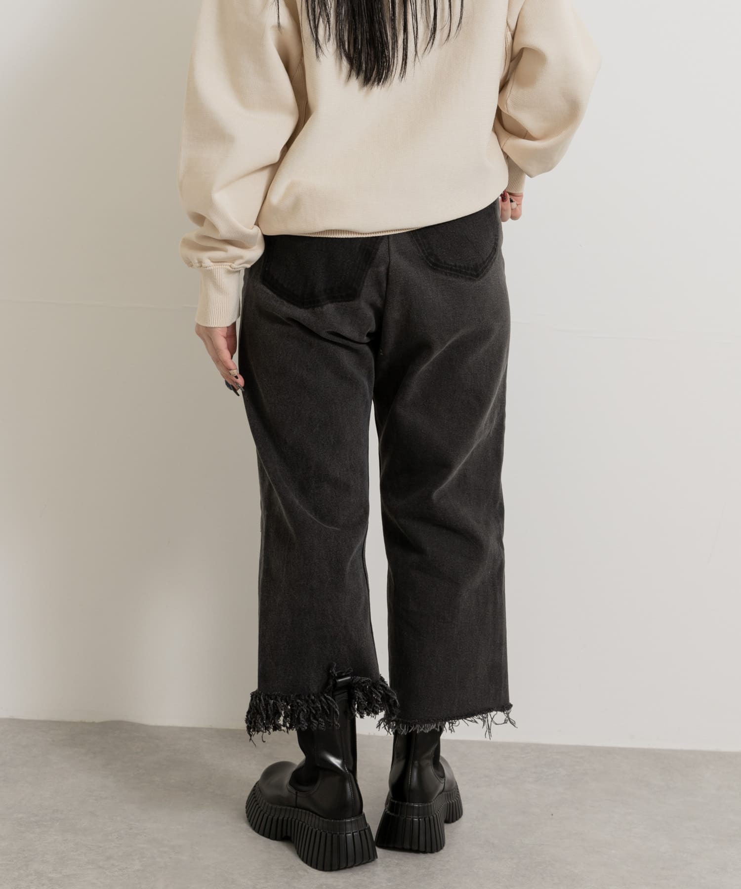 身長：156cm サイズ：26