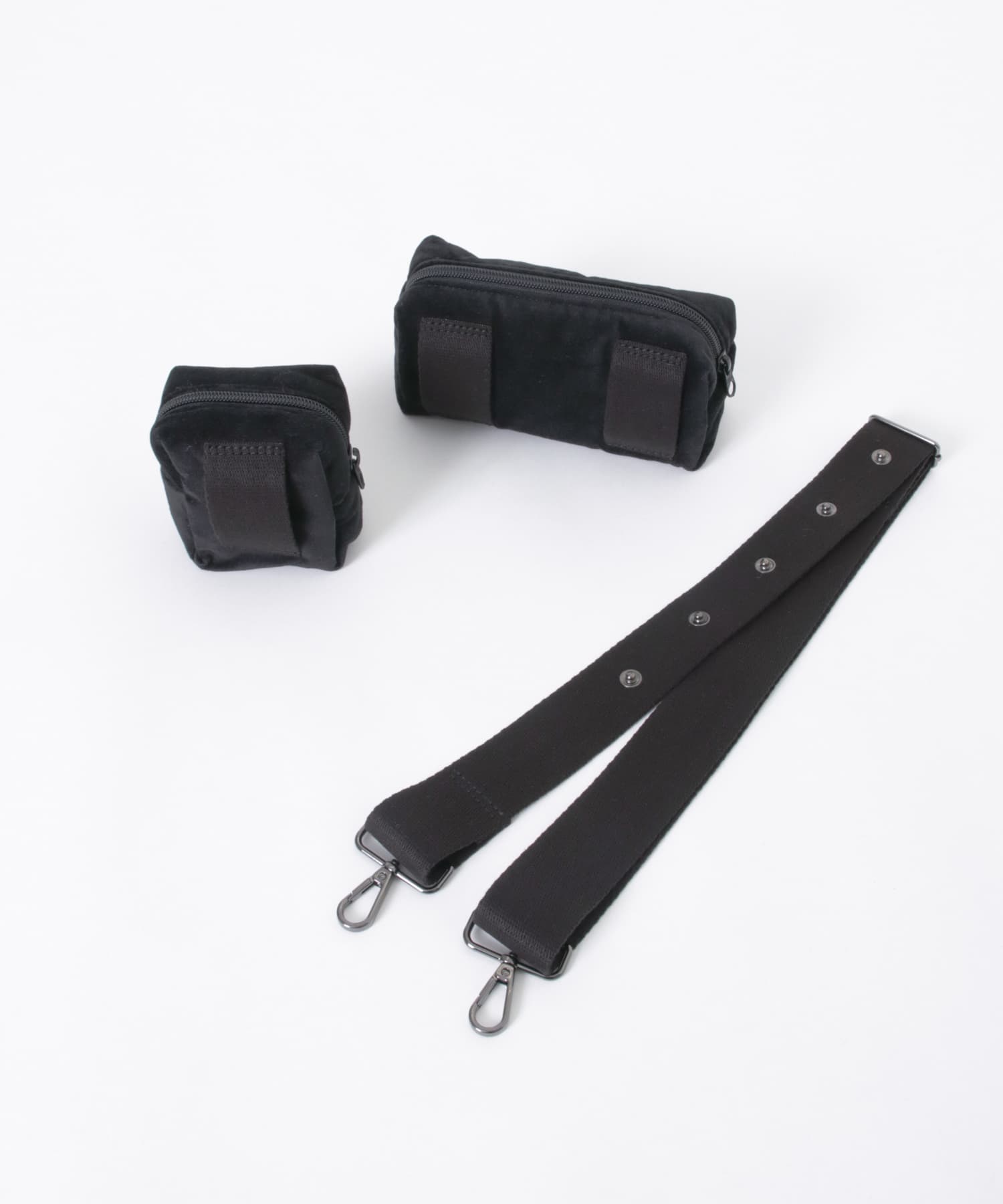 master key　multi body bag BLACK one