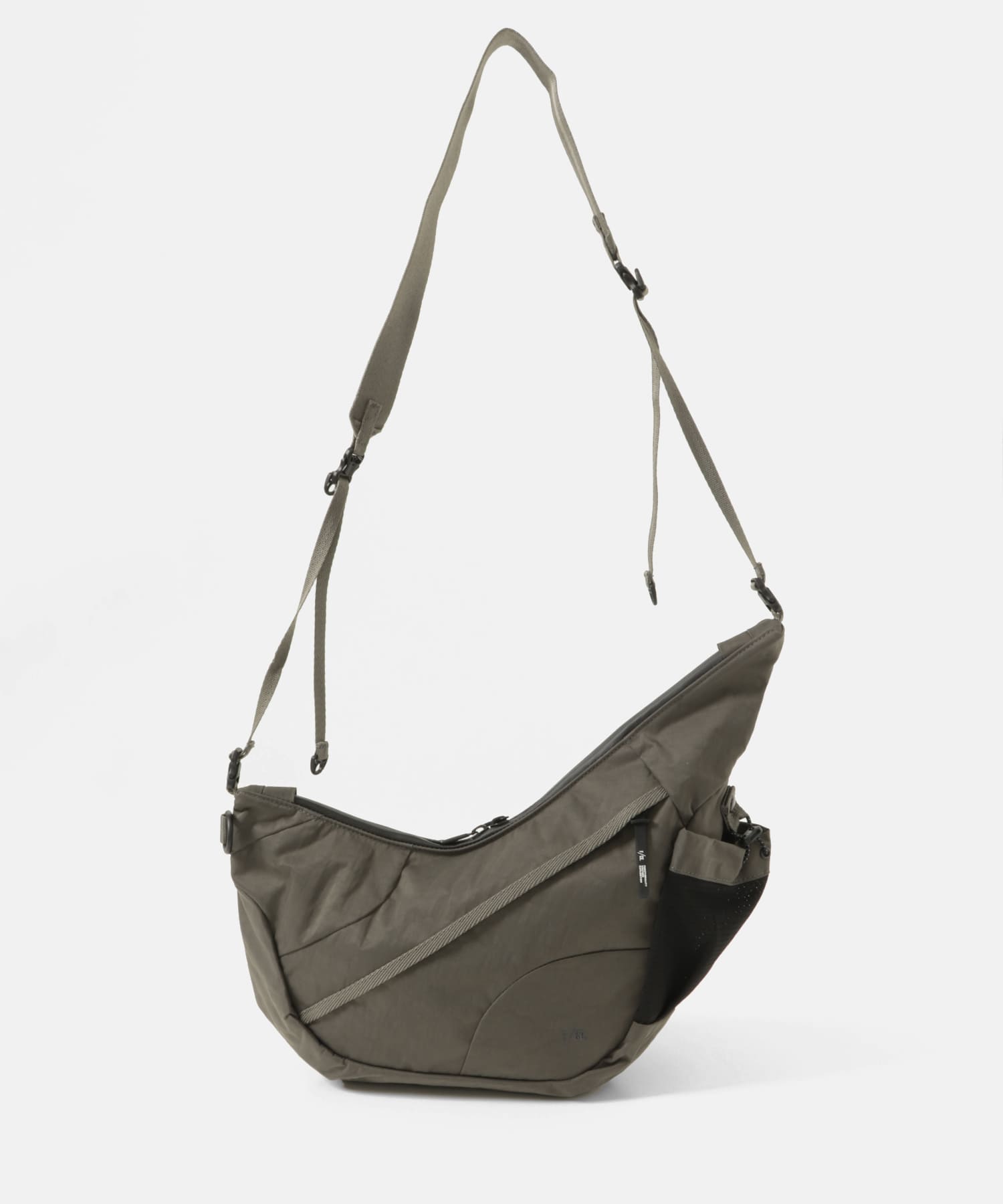 F/CE.　TEXTURED TWILL HORN MINI SHOULDER BAG Charcoal FREE