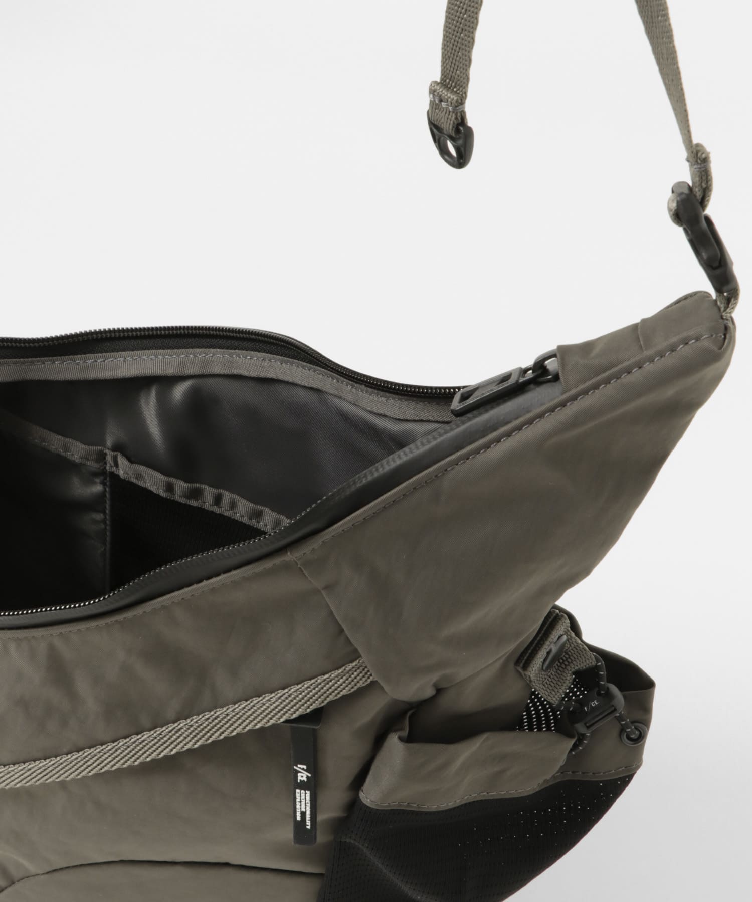 F/CE.　TEXTURED TWILL HORN MINI SHOULDER BAG Charcoal FREE