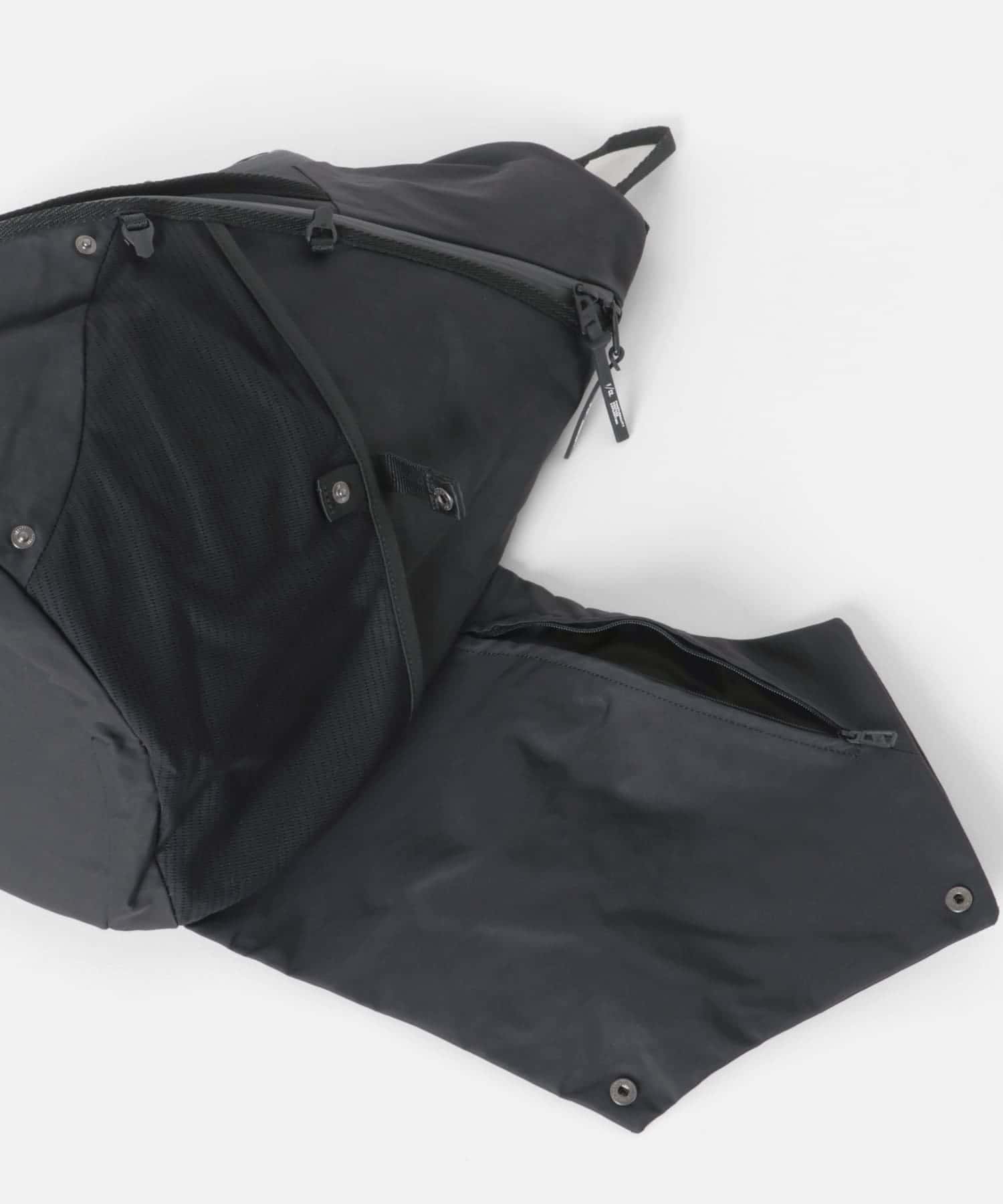 F/CE. TEXTURED TWILL 3POINTS SLINGER BAG(FREE Black): バッグ