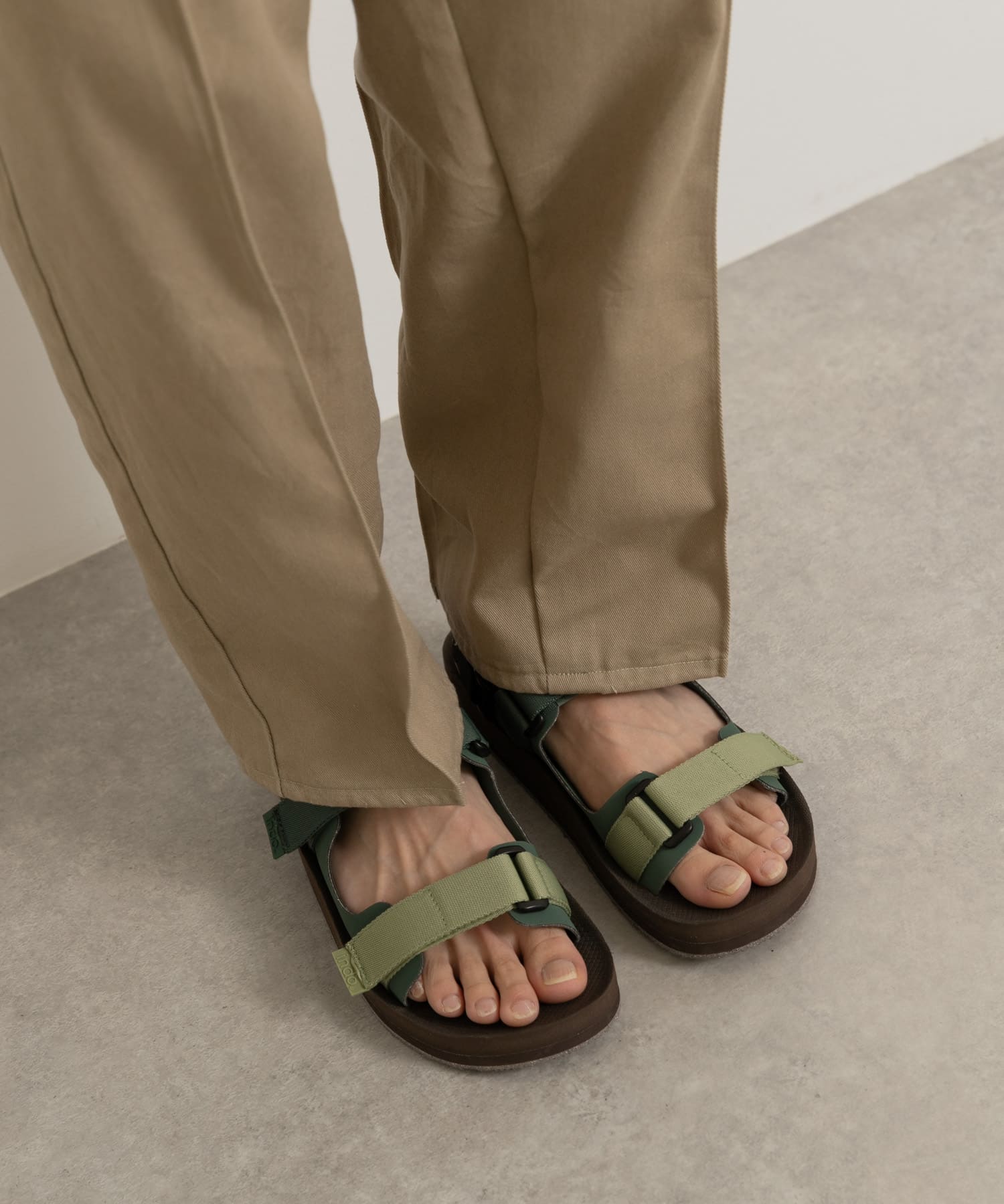 indosole　THE ADVENTURER men SOIL OLIVE 9