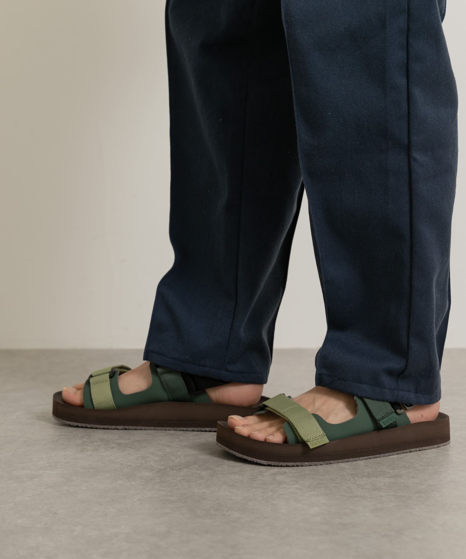 indosole　THE ADVENTURER men SOIL OLIVE 9