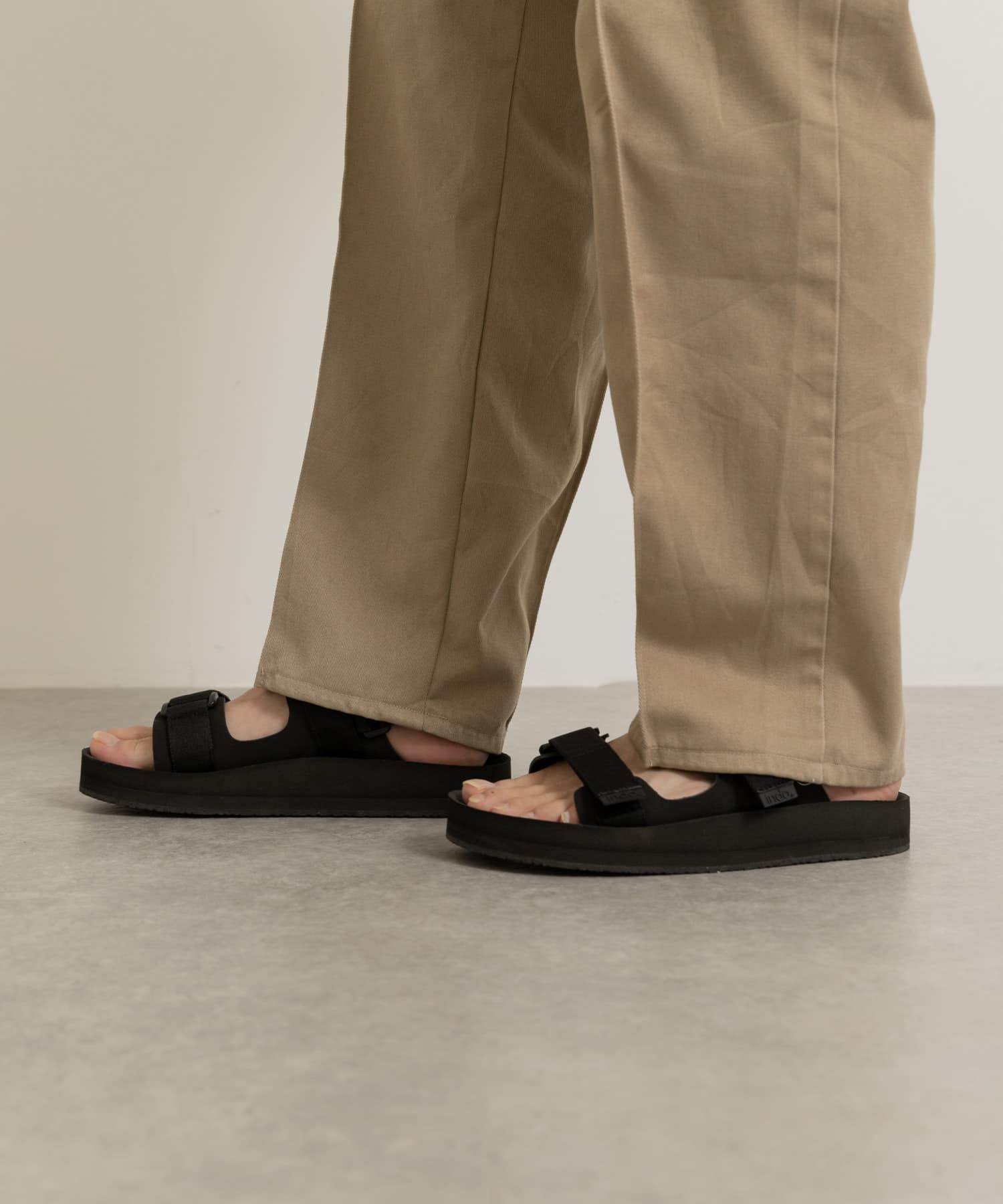 indosole　THE ADVENTURER men BLACK 9