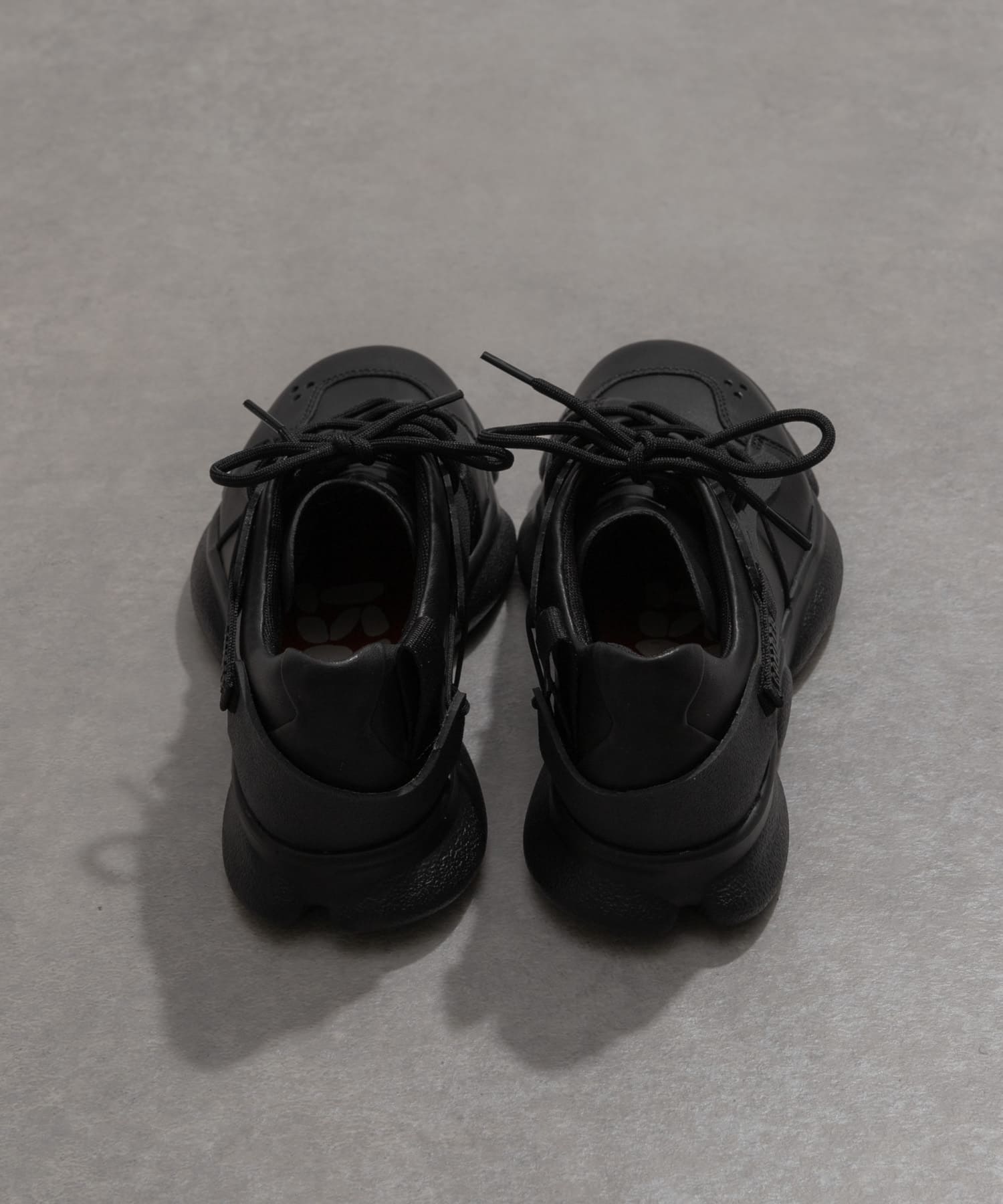 005BLACK